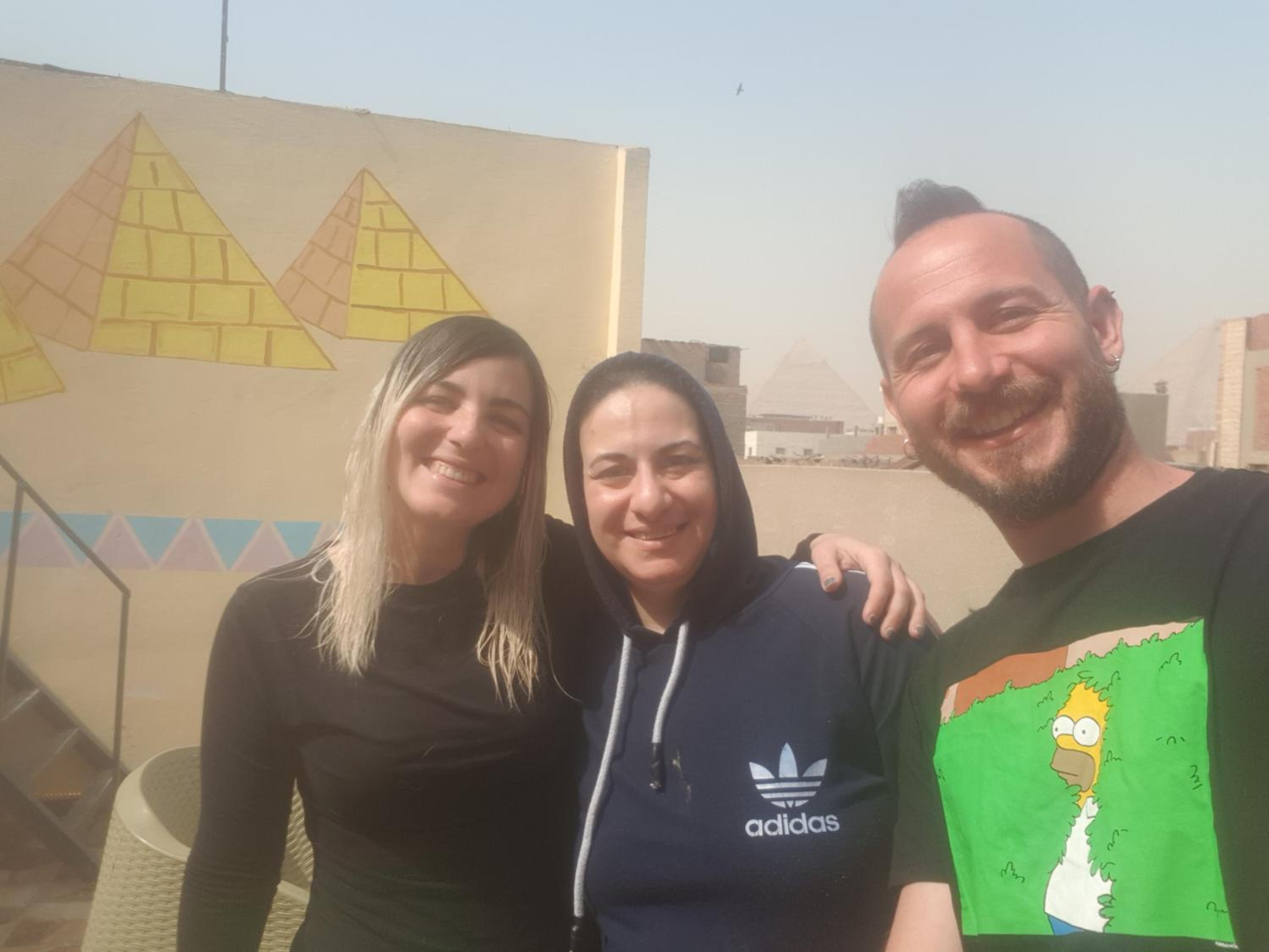 Jana Pyramids view inn