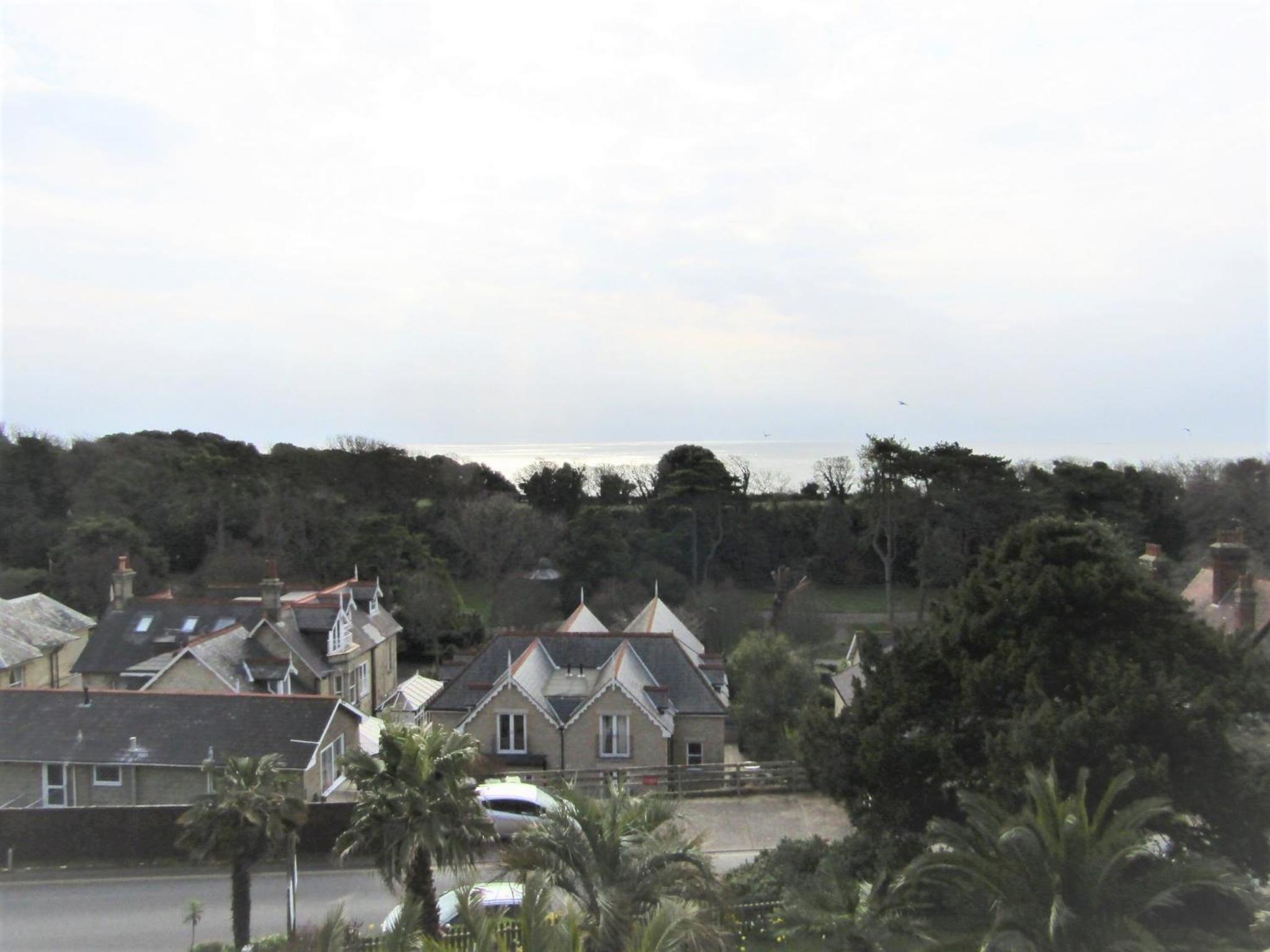 St Maur