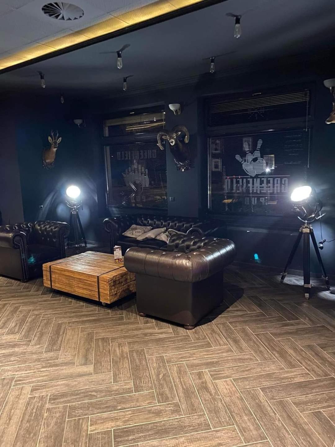 lounge
