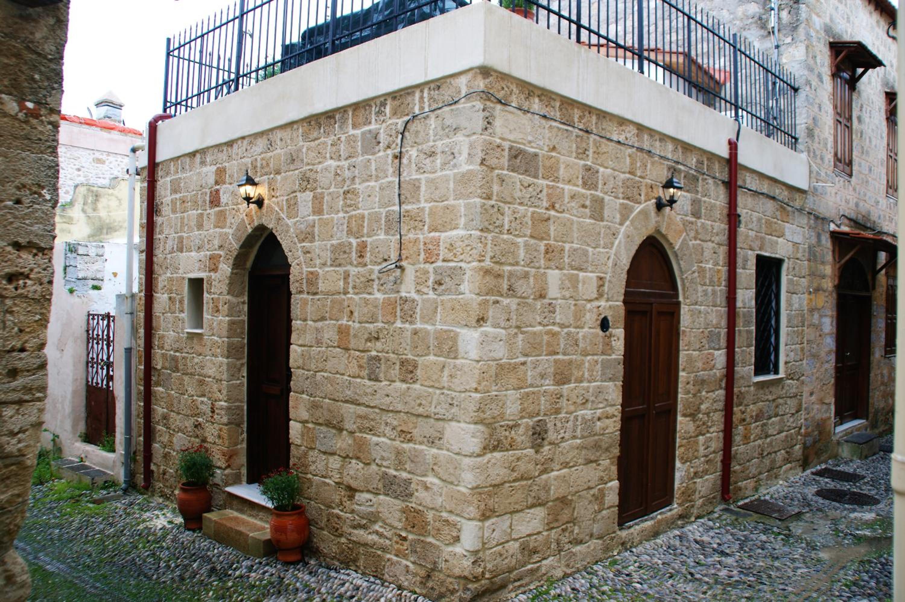 Evangelia's Little House view 2