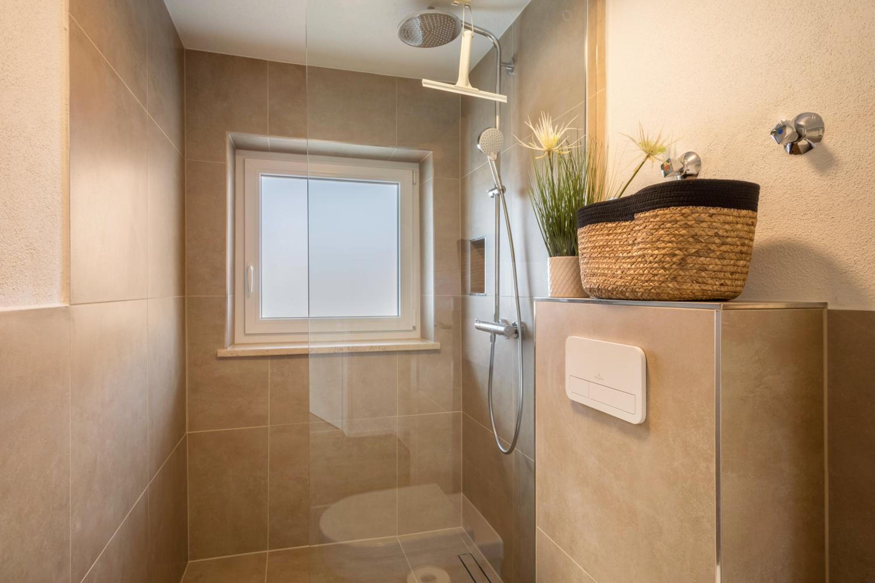 Allgäu Ferienhaus 5 Apartments mit Sauna,Balkon, Garten und Privatparkplatz
