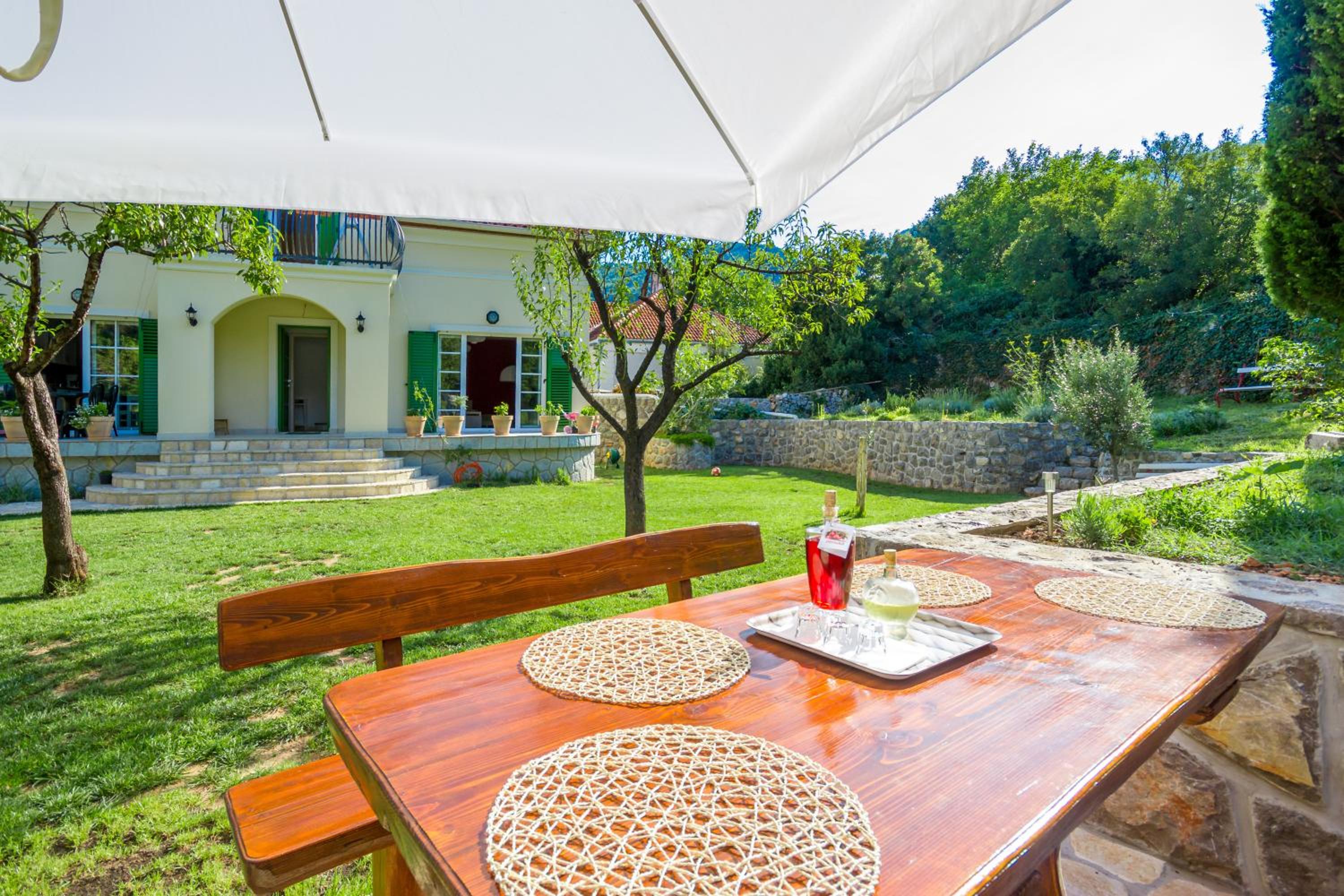 Apartment Barbina Kaštelina