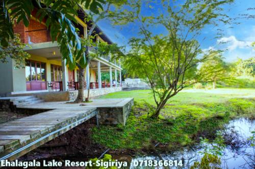 Ehalagala Lake Resort