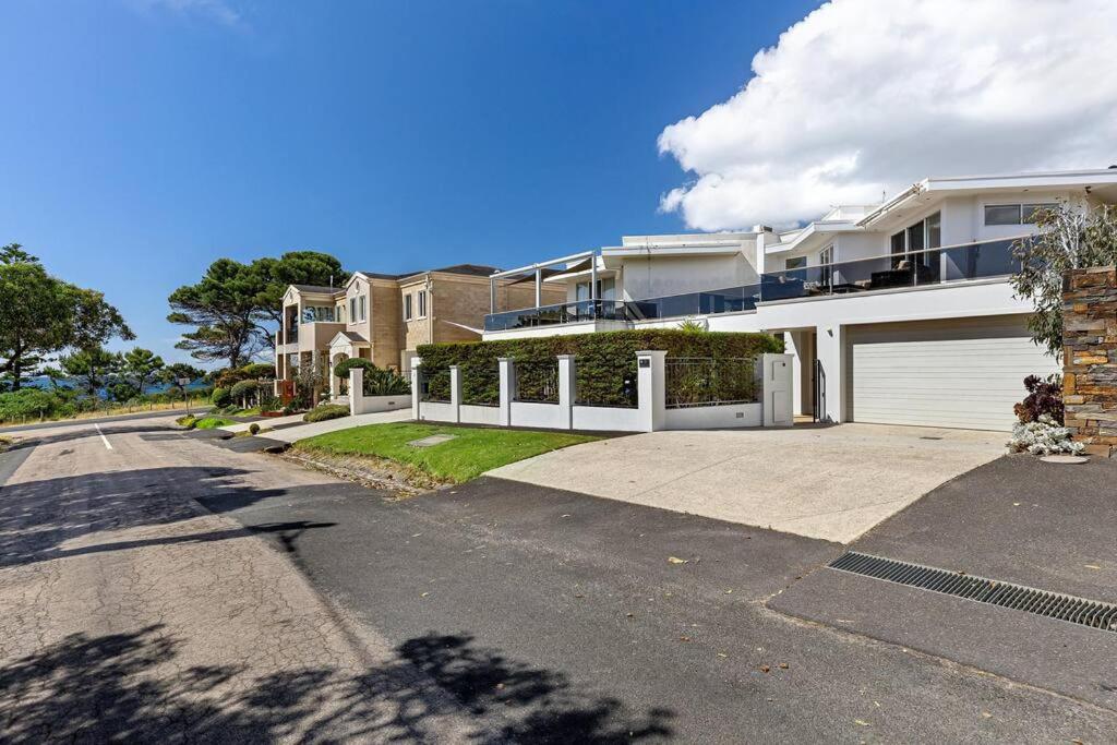 Sea Grange - harbour views, prime location