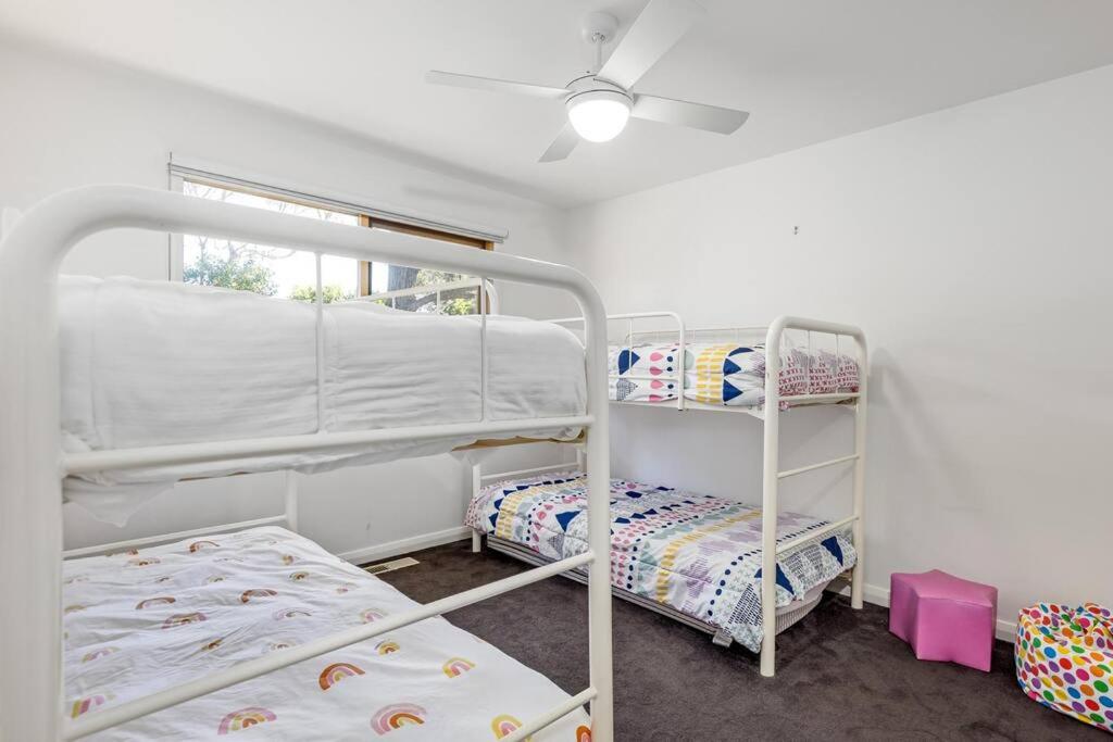 Everleigh - renovated, spacious beach house