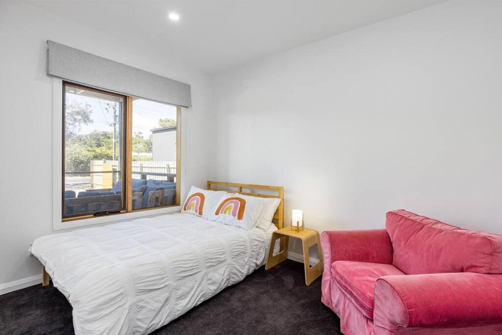 Everleigh - renovated, spacious beach house