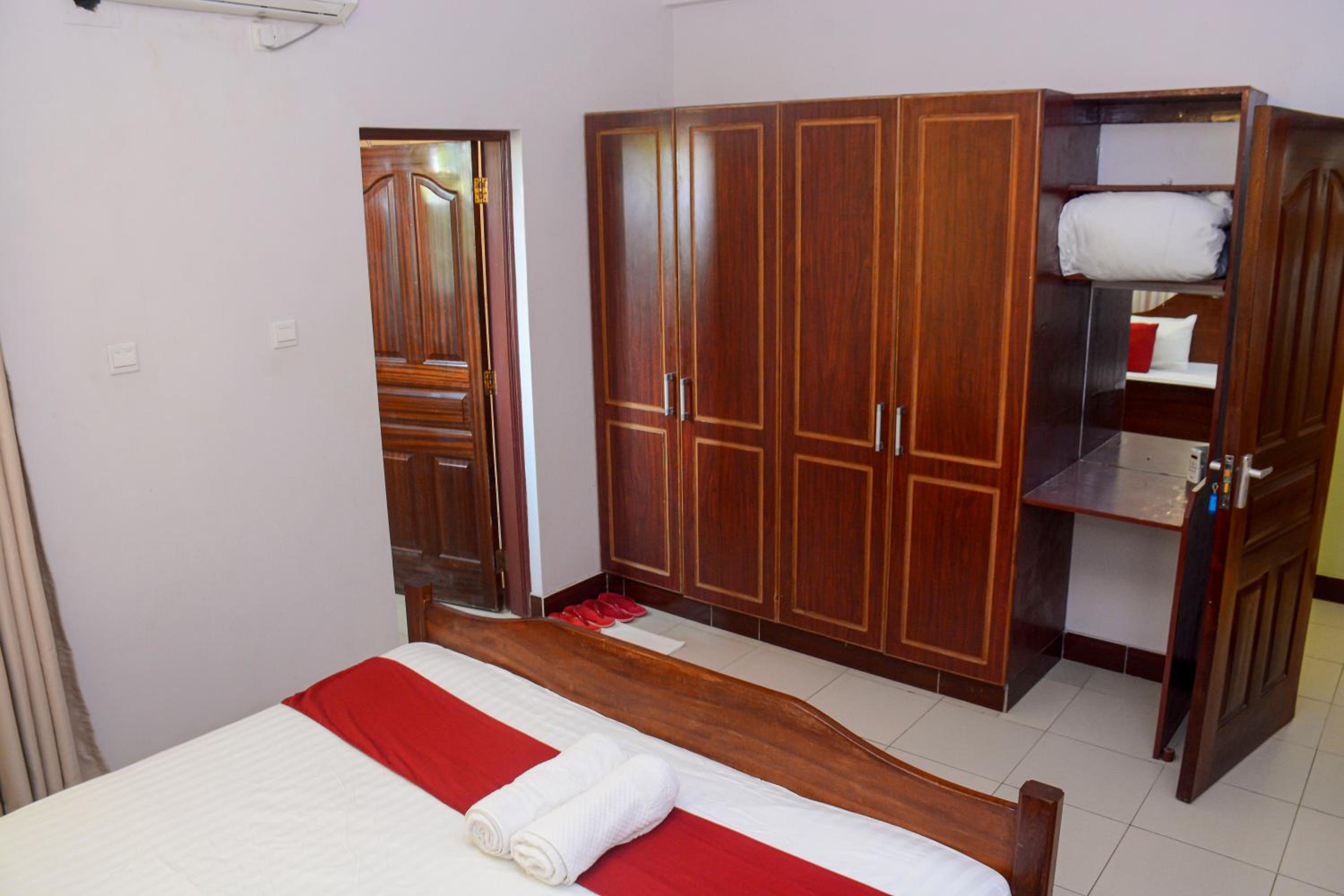 sunset suswa apartment