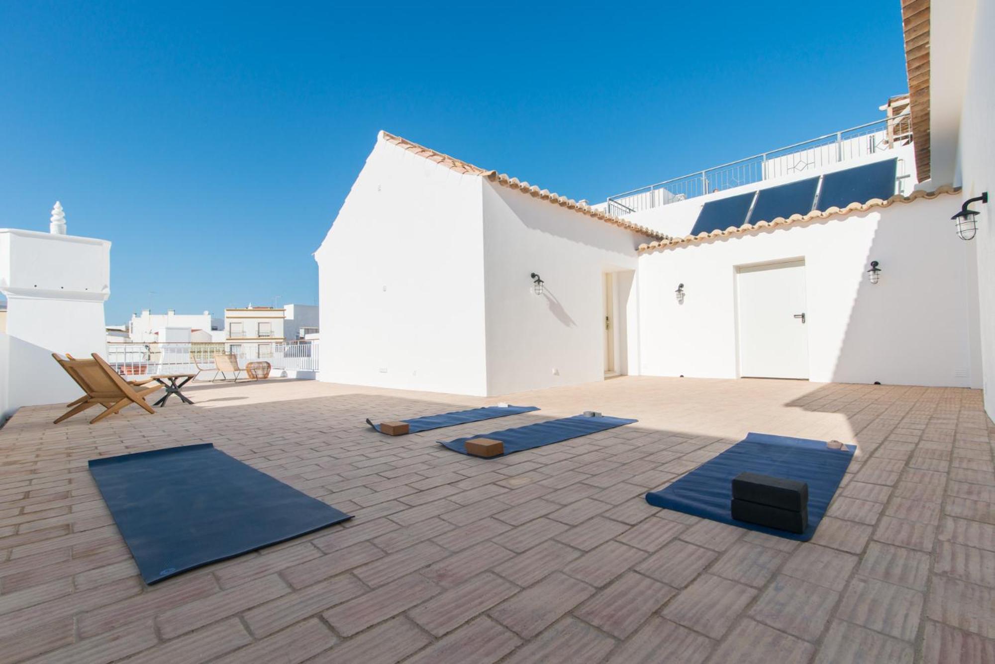 Casa Rosa Villa with Pool in Olhao Centre view 5