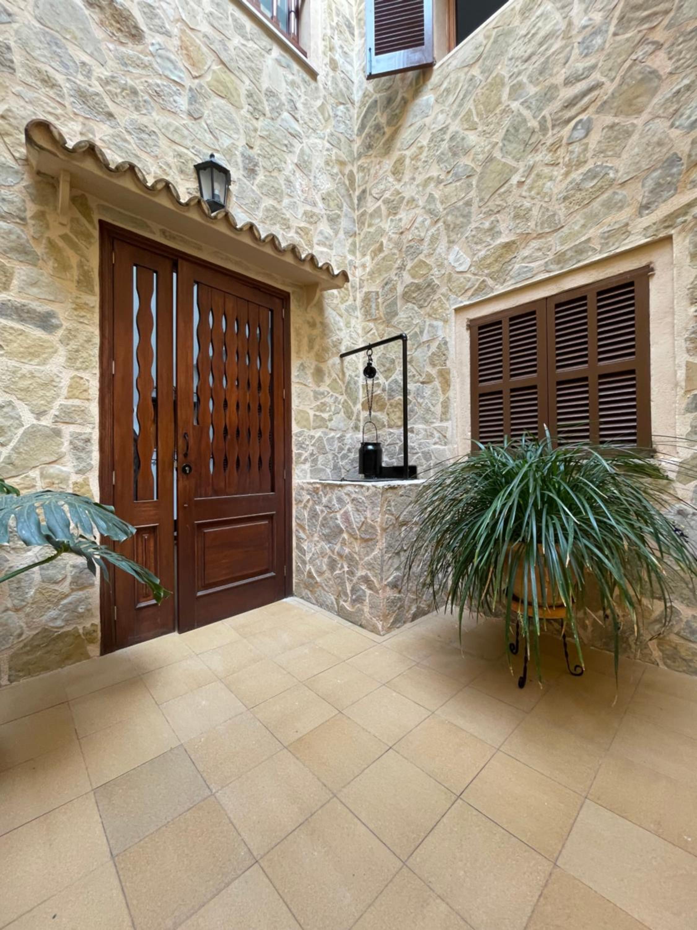 Hostal CAN GALLU