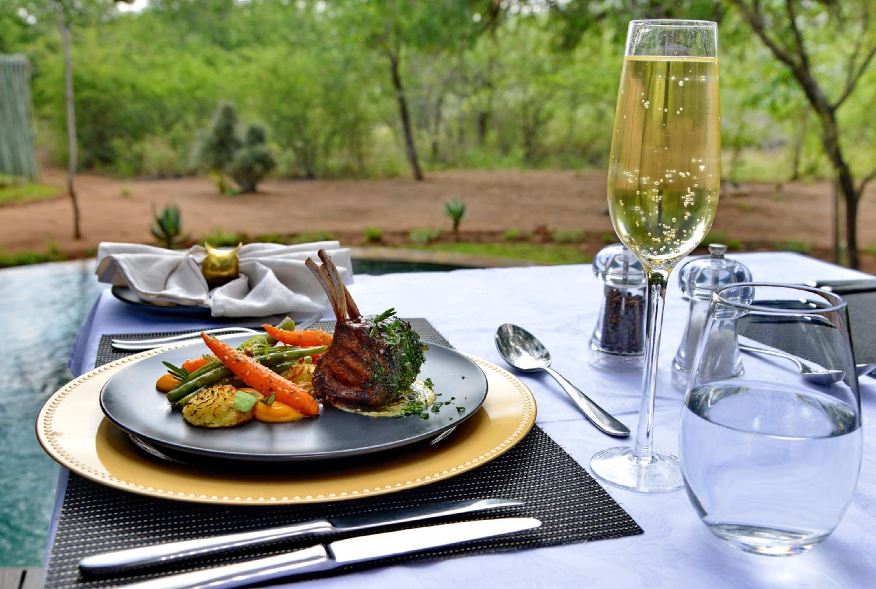 Tambuti Lodge