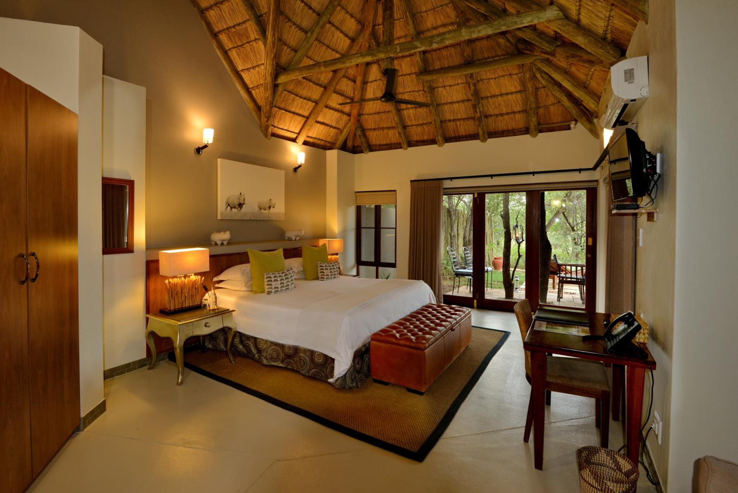 Tambuti Lodge