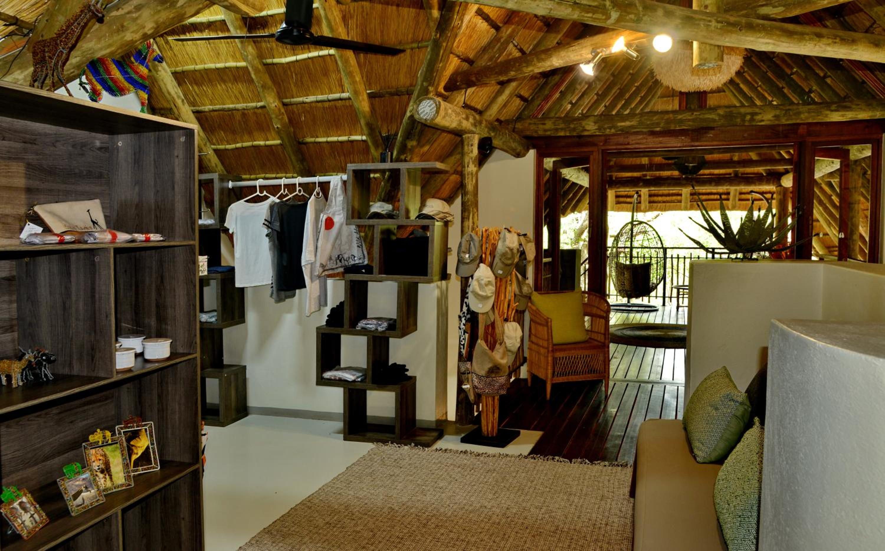 Tambuti Lodge