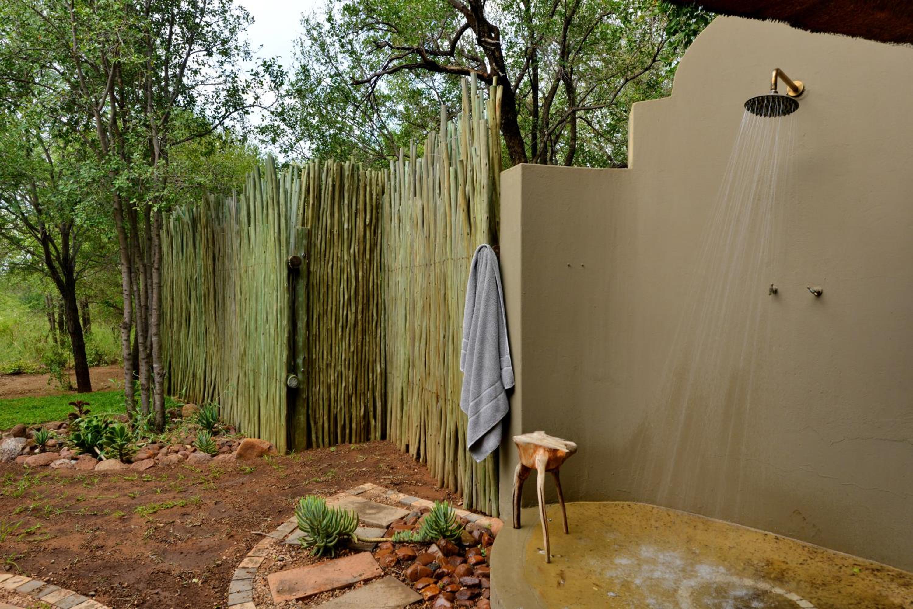 Tambuti Lodge