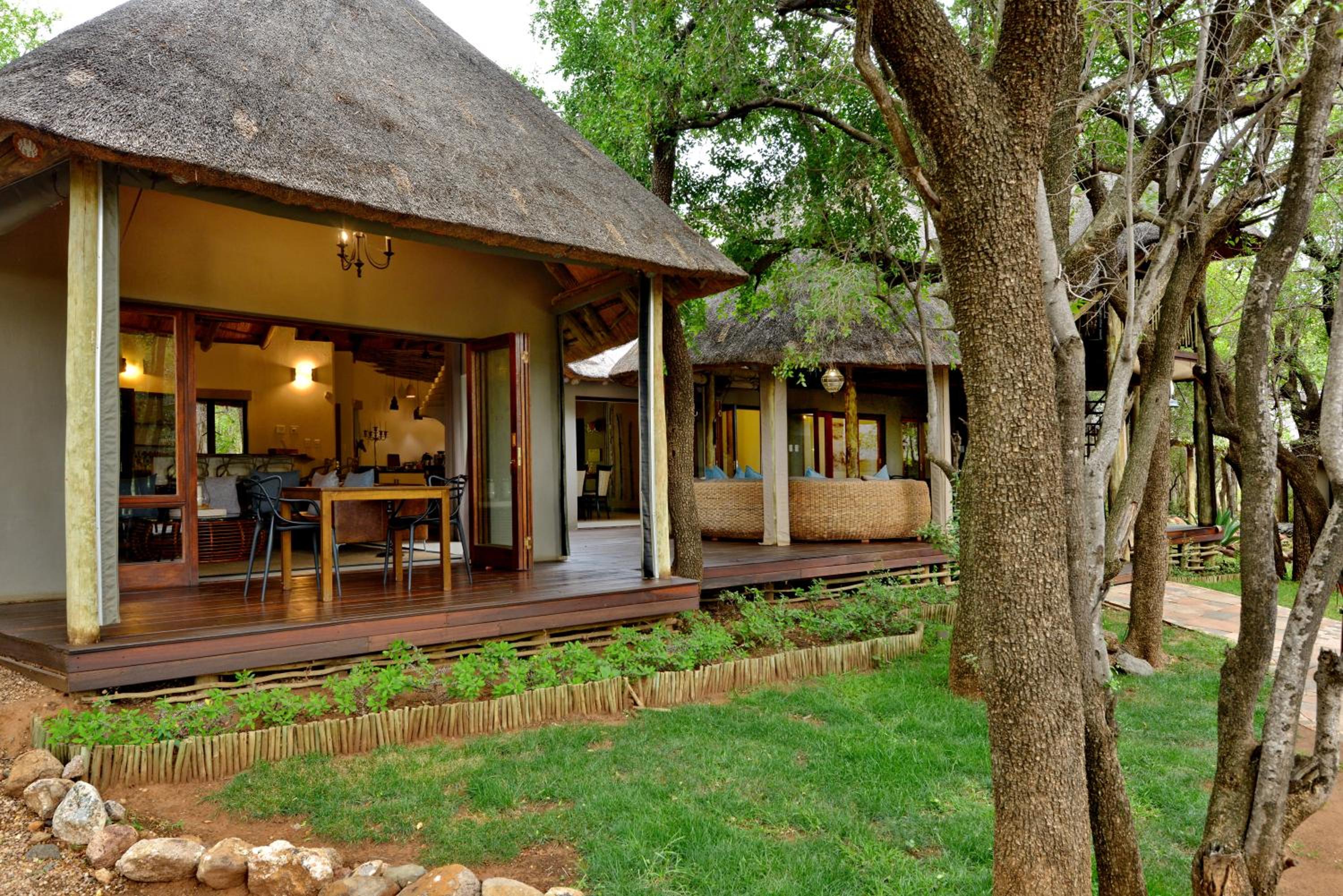 Tambuti Lodge