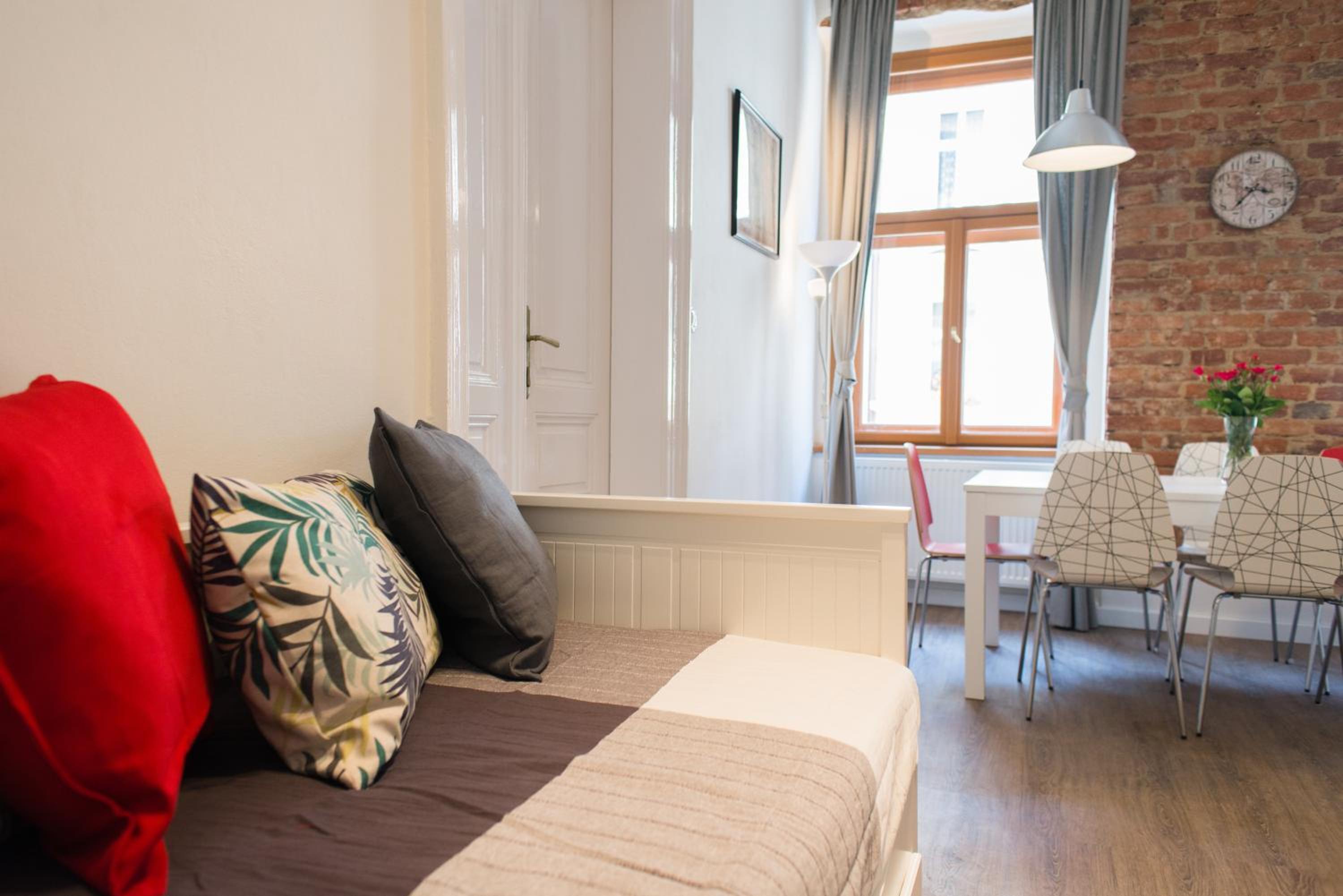 Apartment Florenc with 3-bathrooms & bedrooms