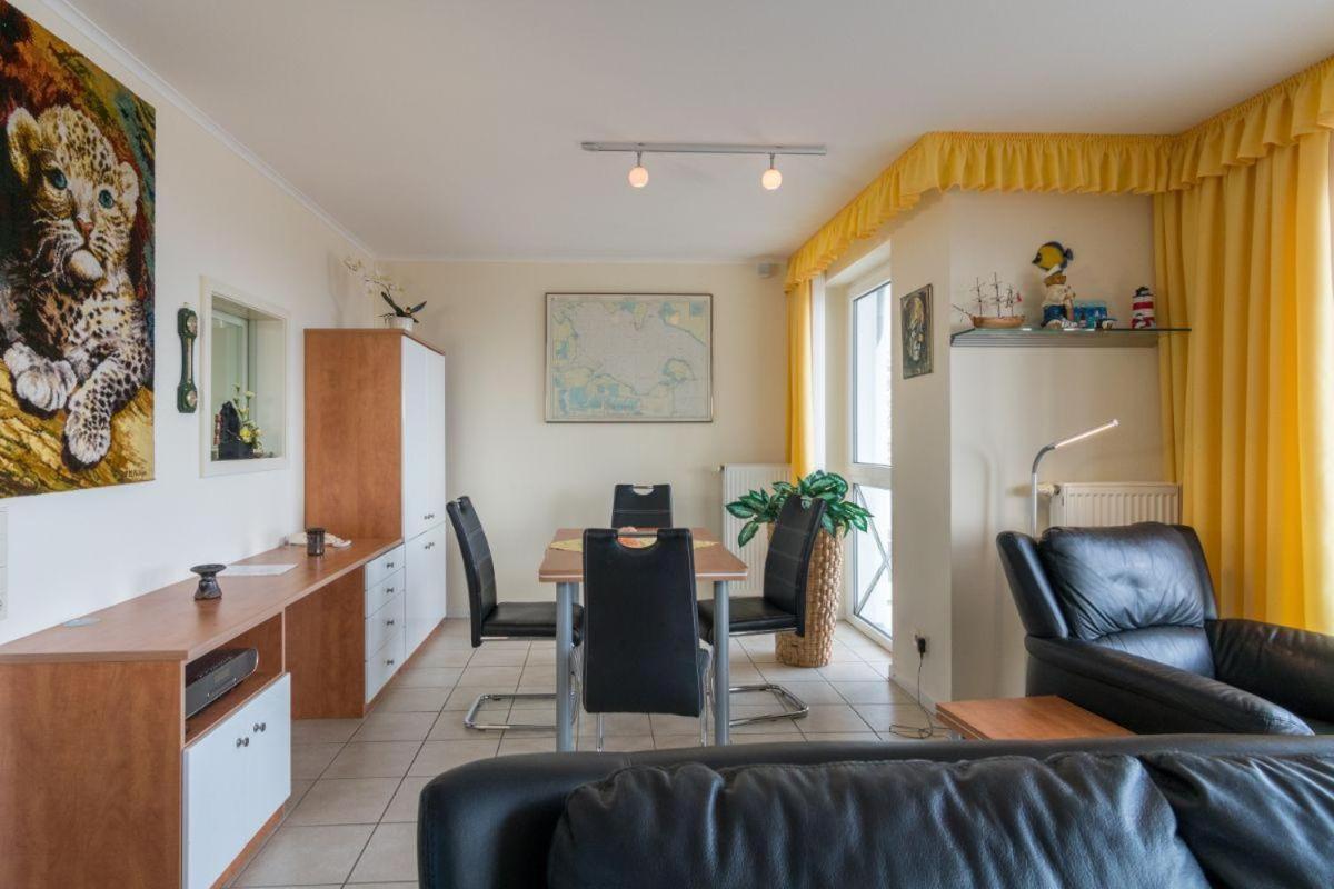 Haus-Ostseeapartments-am-Fehmarnsund-Wohnung-26-Wellenrauschen