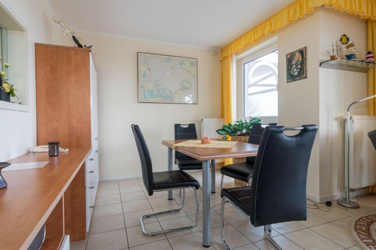 Haus-Ostseeapartments-am-Fehmarnsund-Wohnung-26-Wellenrauschen
