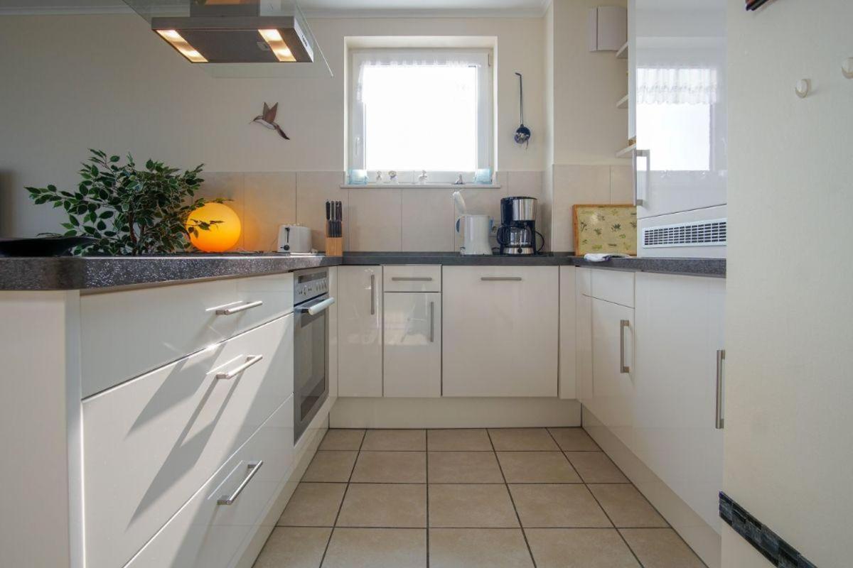 Haus-Ostseeapartments-am-Fehmarnsund-Wohnung-26-Wellenrauschen