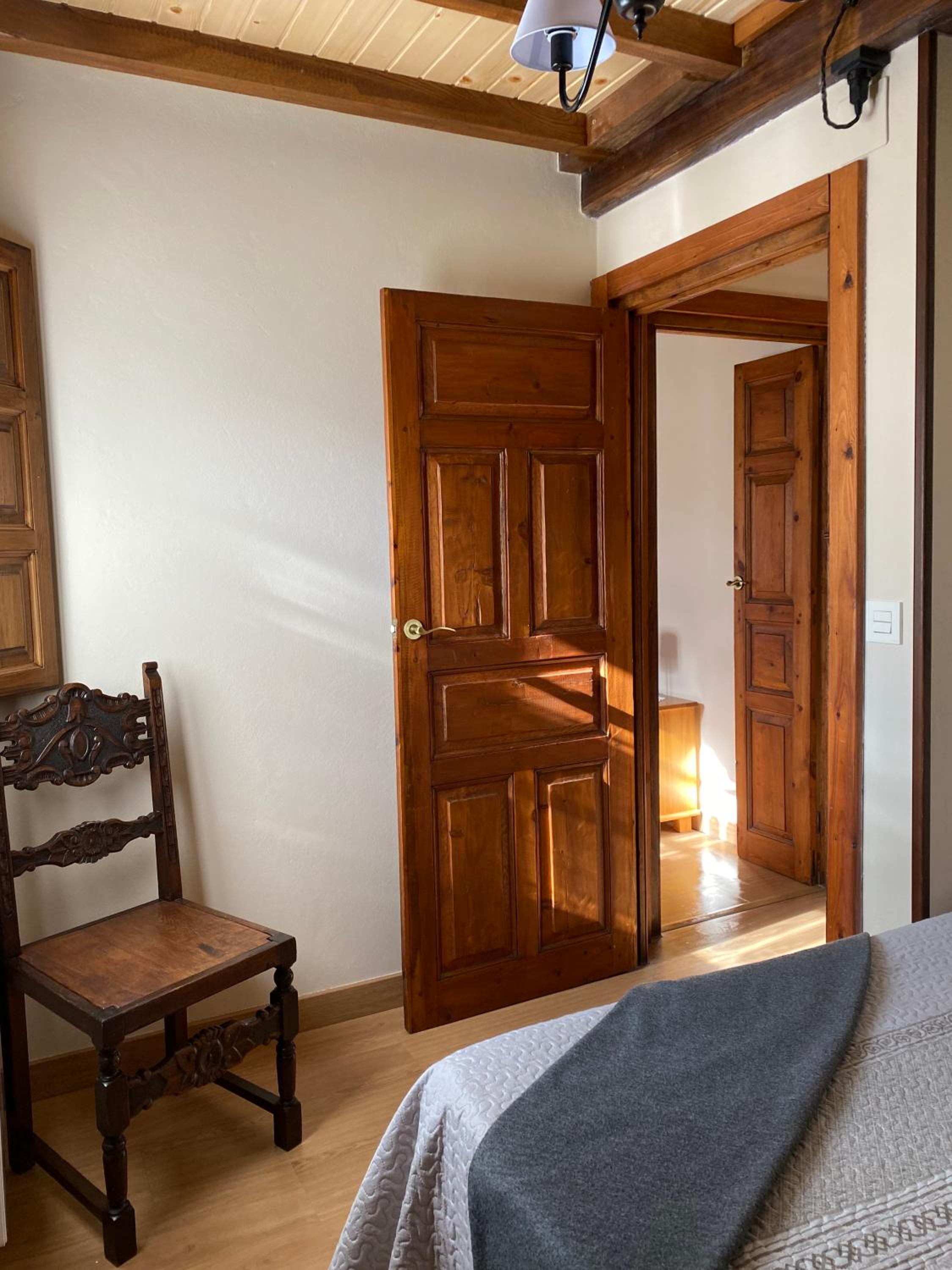 Apartamentos Rurales La Caviana