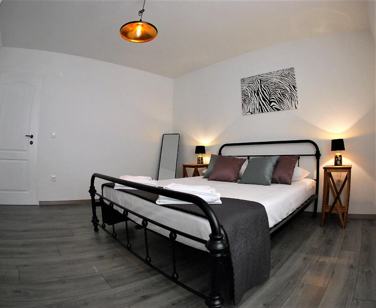 Apartment "Tica"