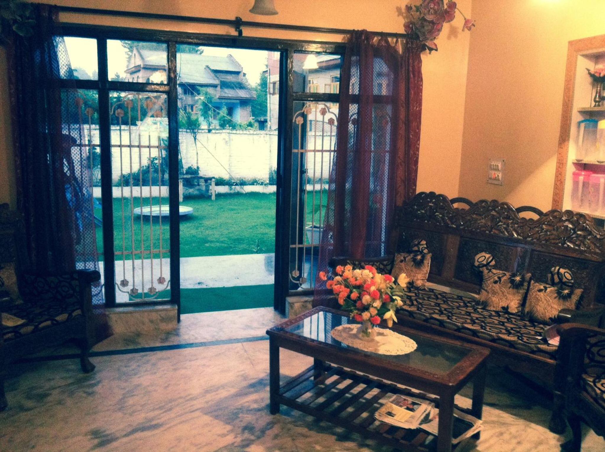 Photo 9