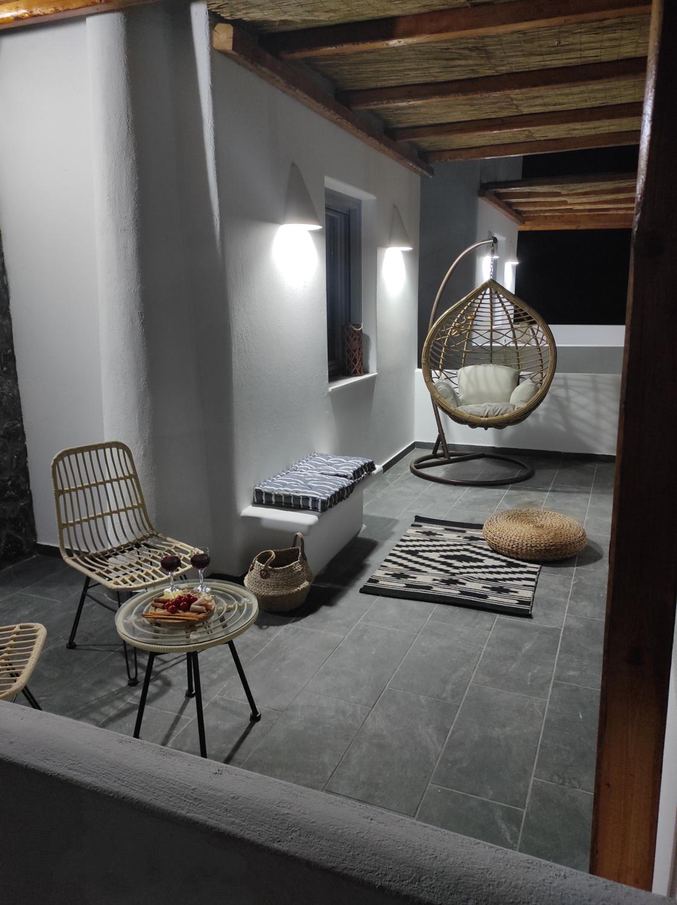 Aeron Suites