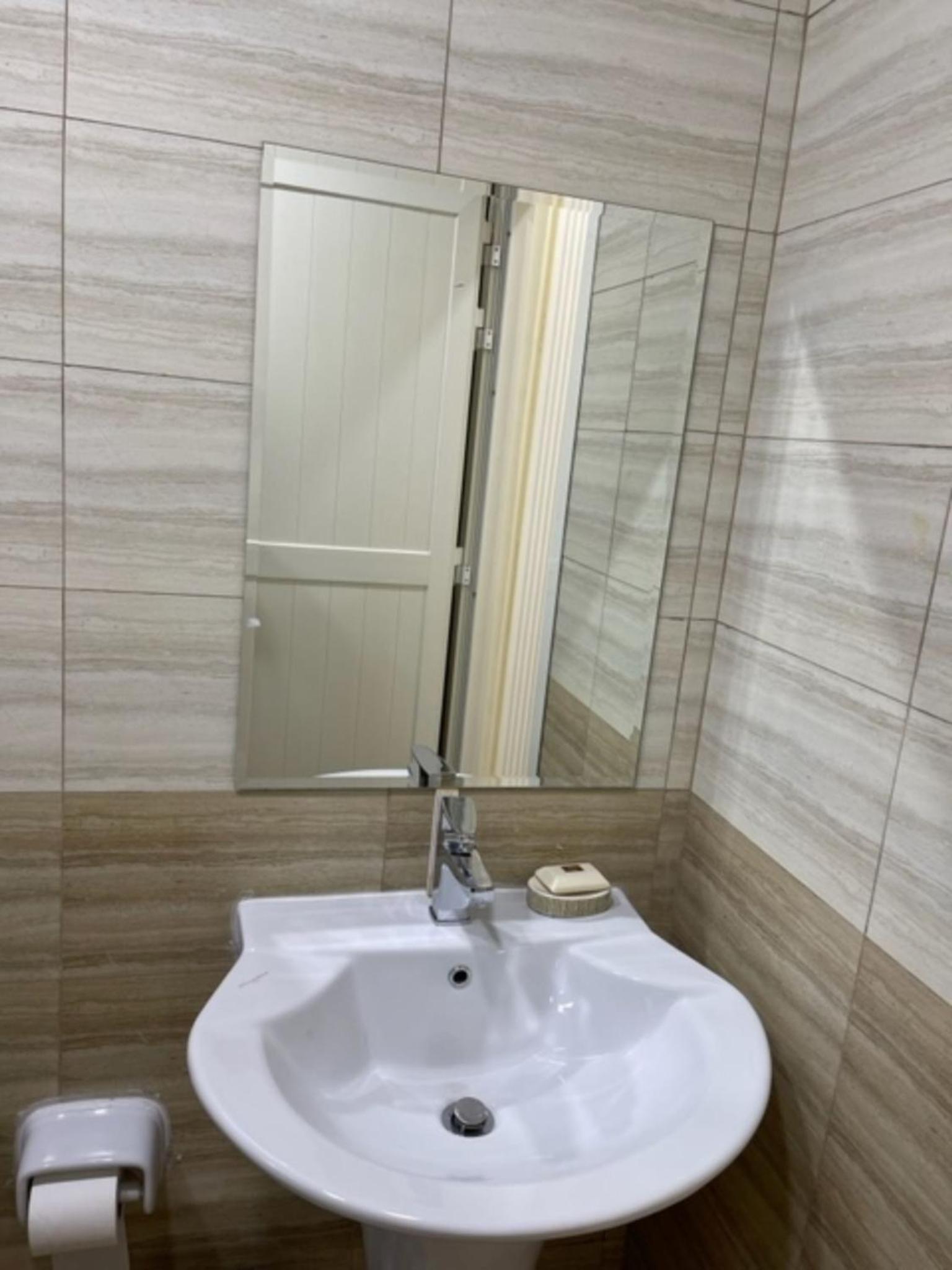 Alhosani property
