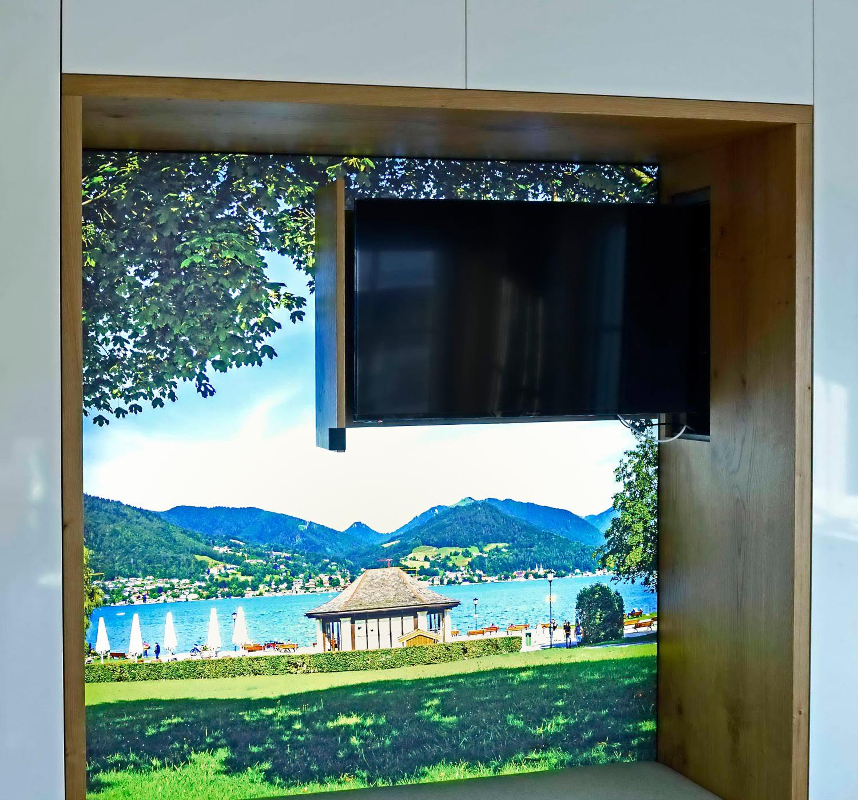 Lake Life 9 view 4