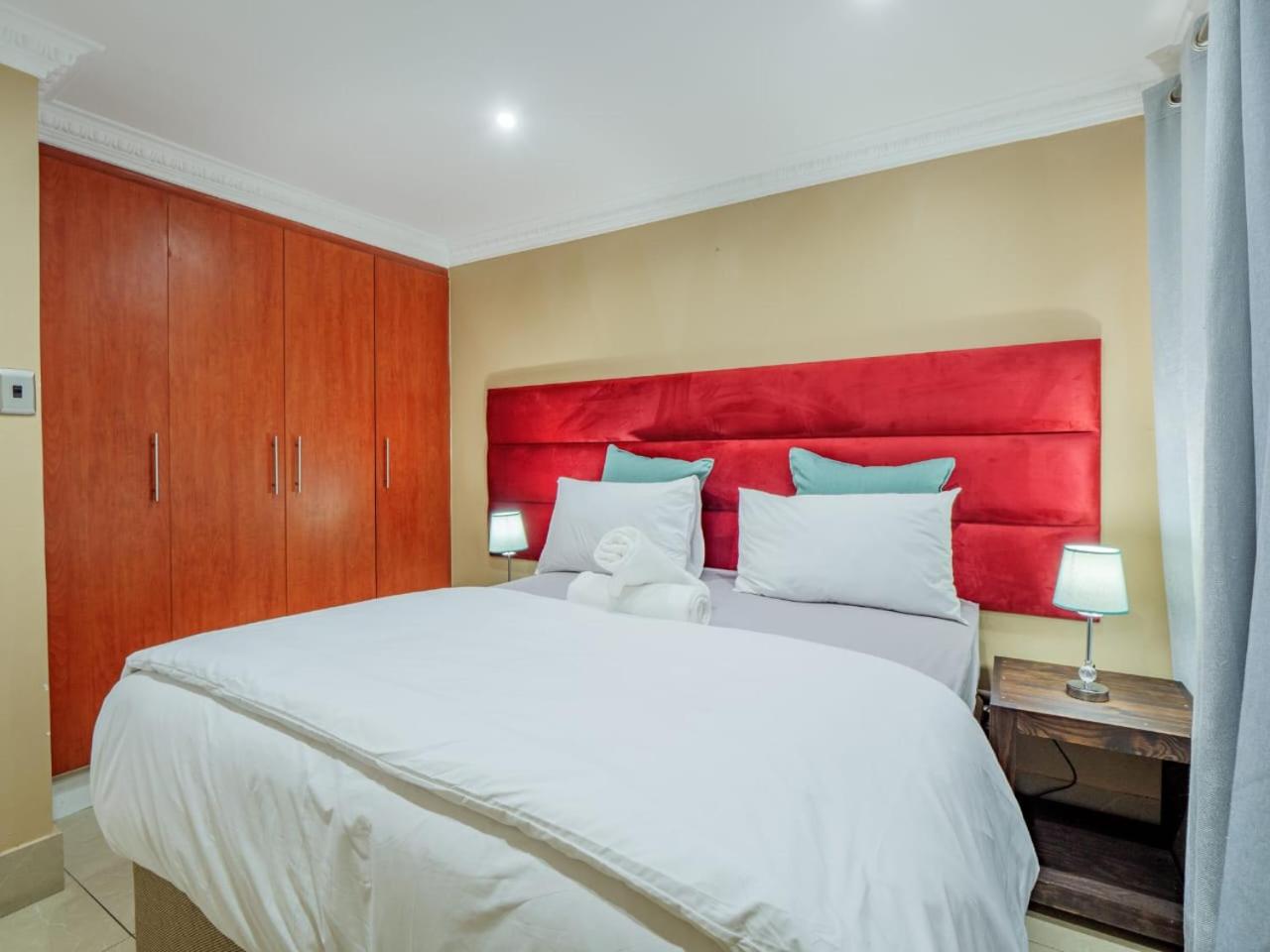 The Sails Apartment 2 Bed 2 Bath Seaview Apartment - C5 view 5