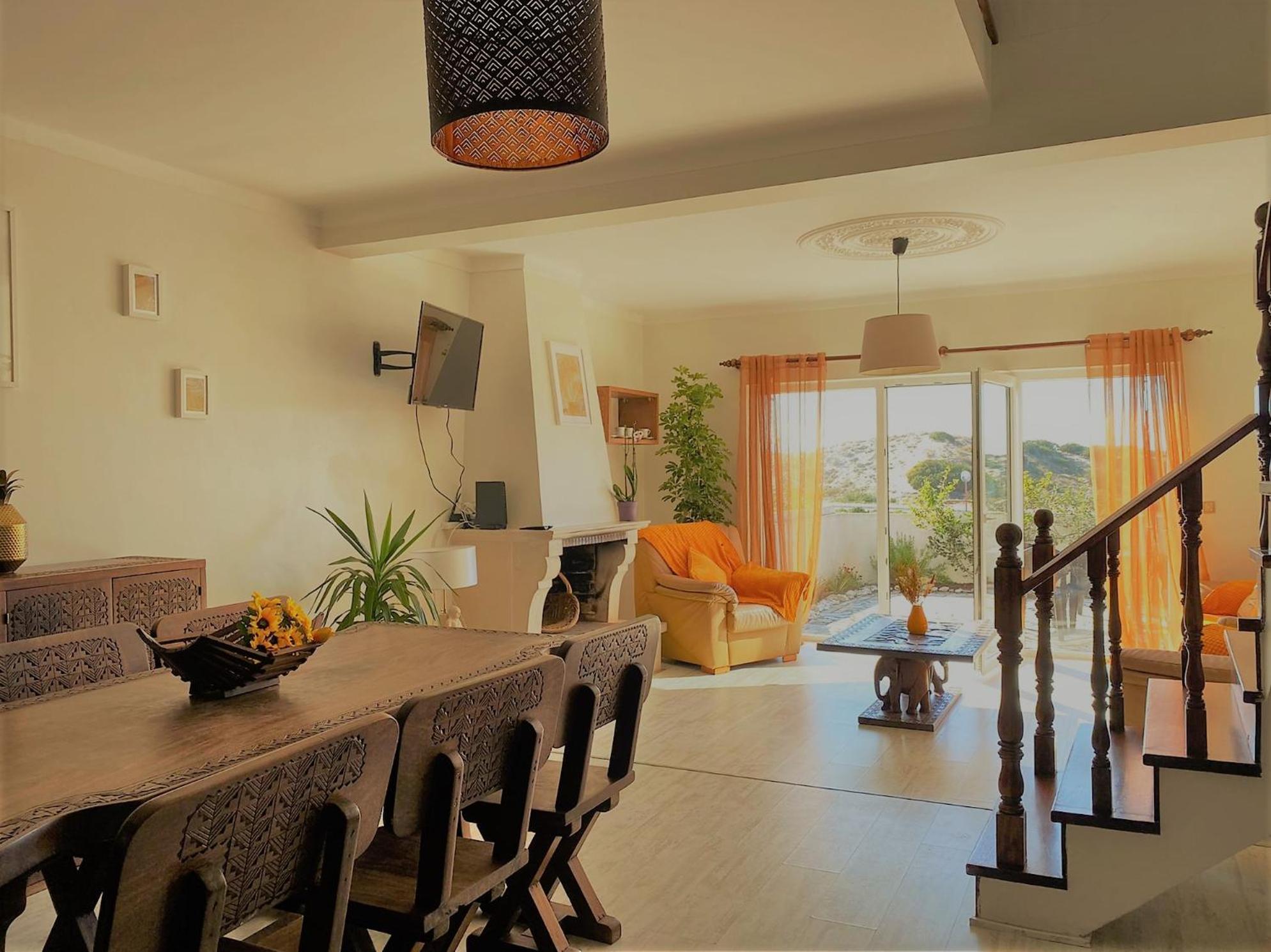 Superb Villa in Baleal w/ Patio, parking & 5 BRs view 4