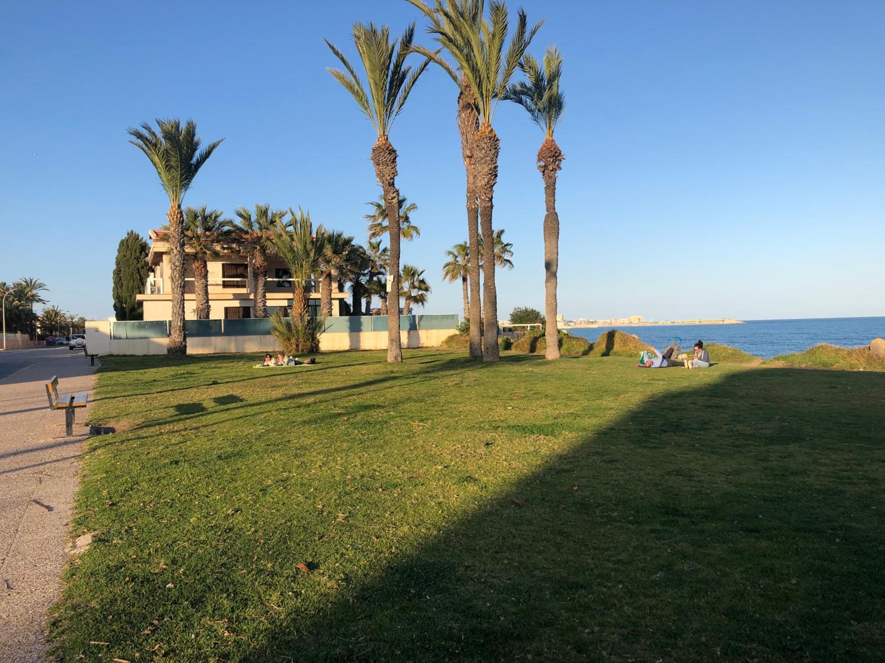 Precioso apartamento con vistas al mar