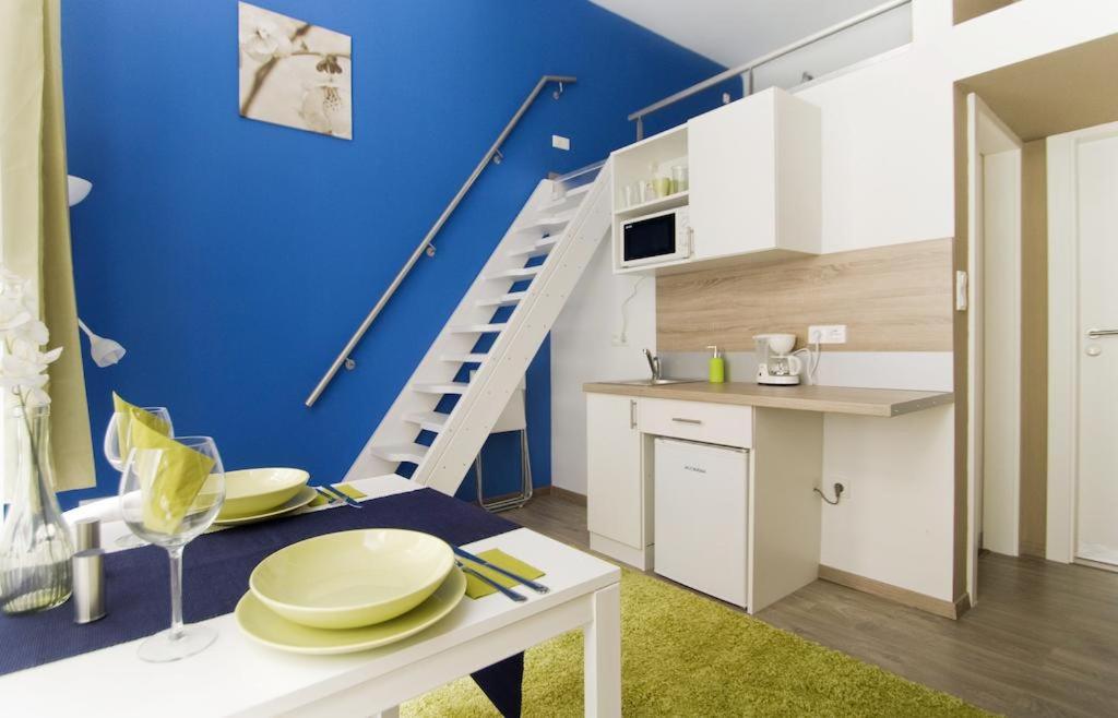Prime Location Stylish Flats view 2