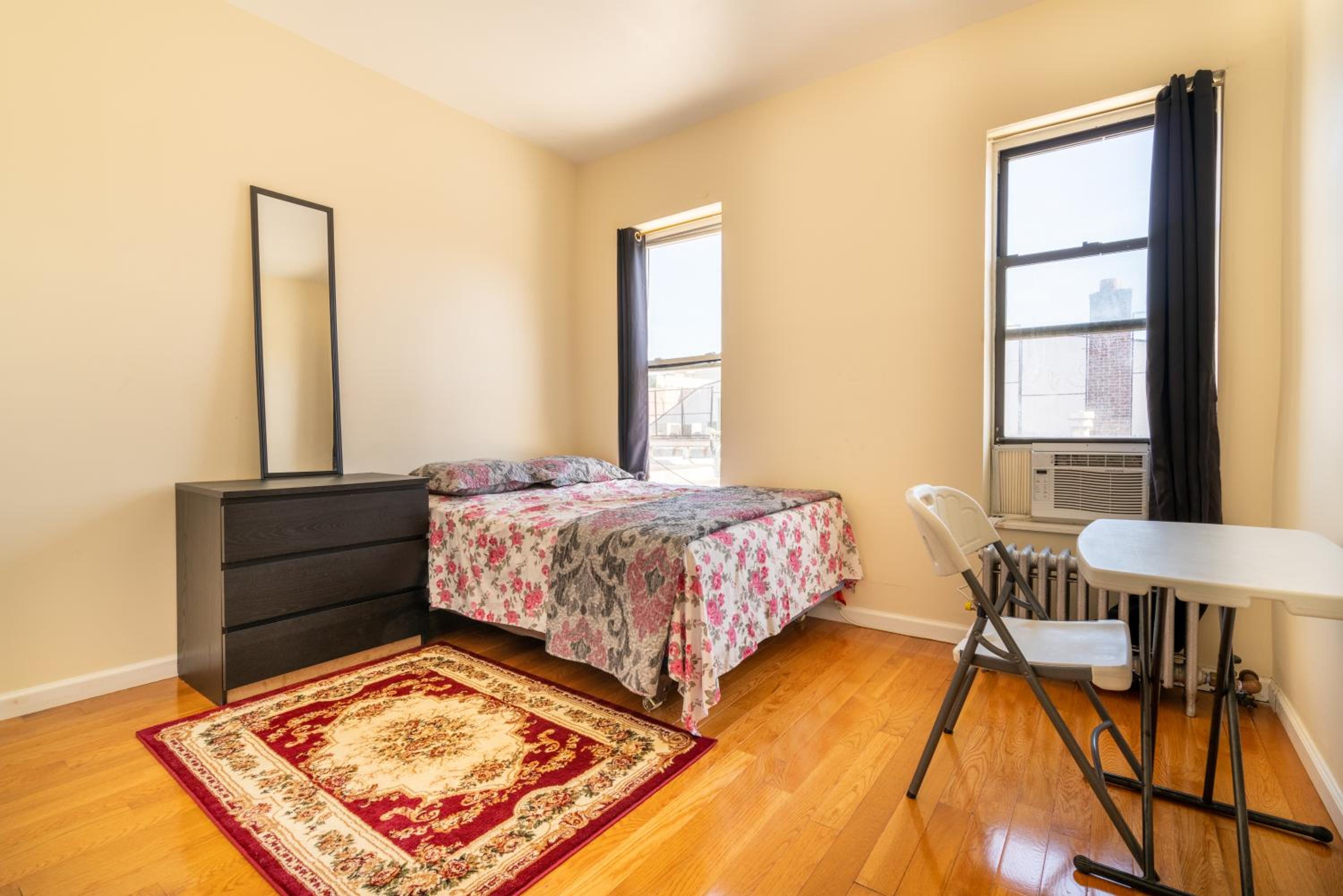 Empire Blvd Guest House in Brooklyn, US