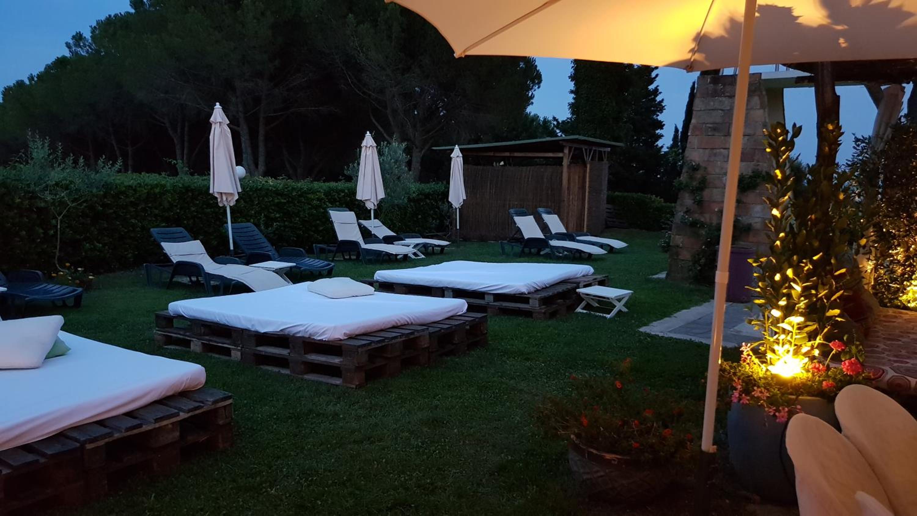 Almanuda Naturist Village