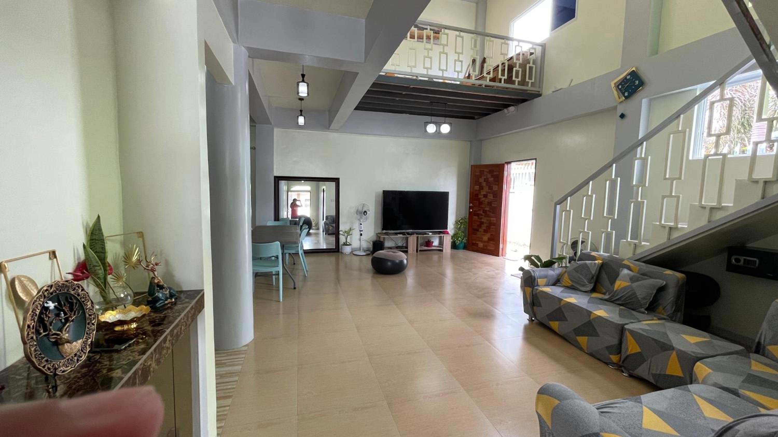 Charming Apartelle with Swimming Pool -Exclusive view 4