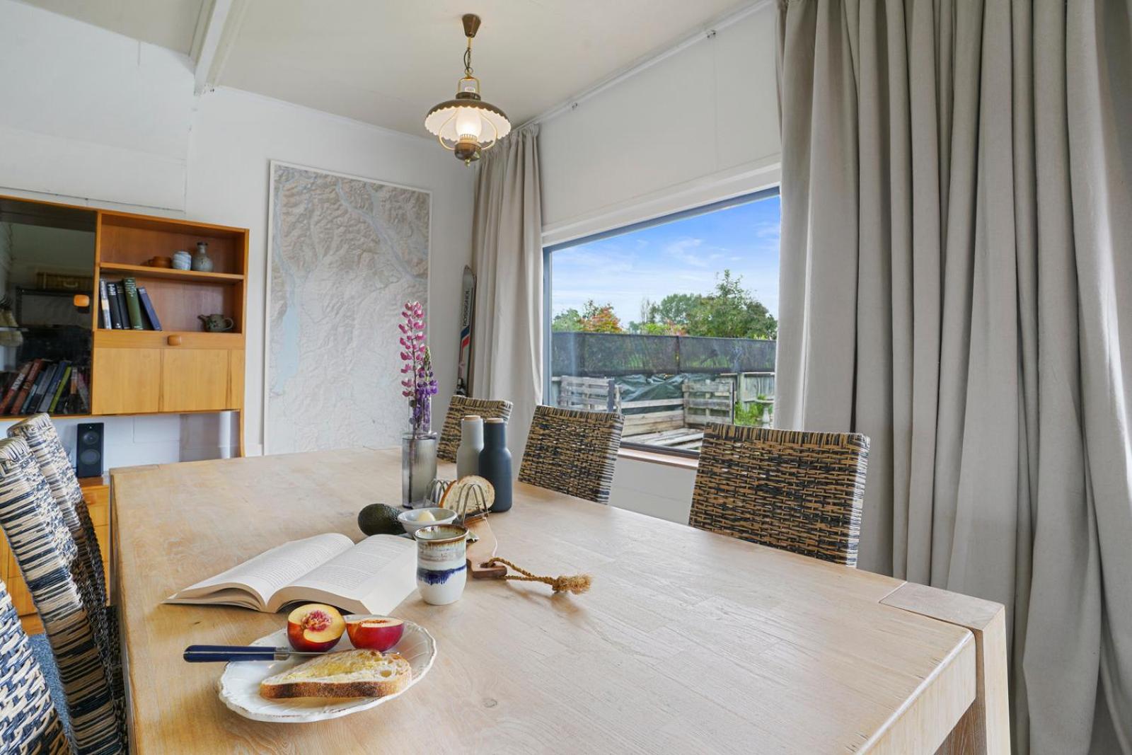 Snow Chalet - Fairlie Holiday Home