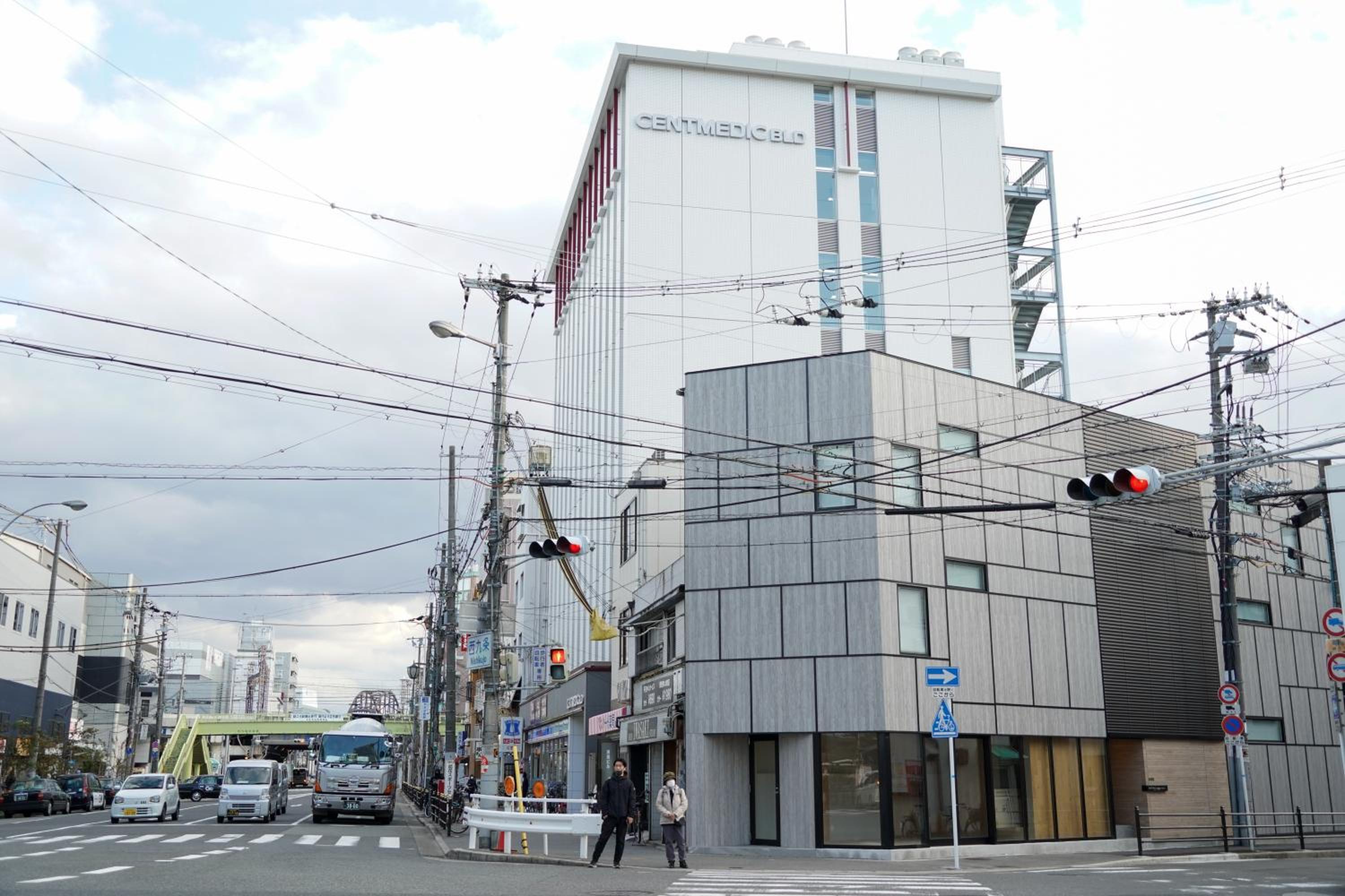Liaison Court Nishikujo Universal Bay