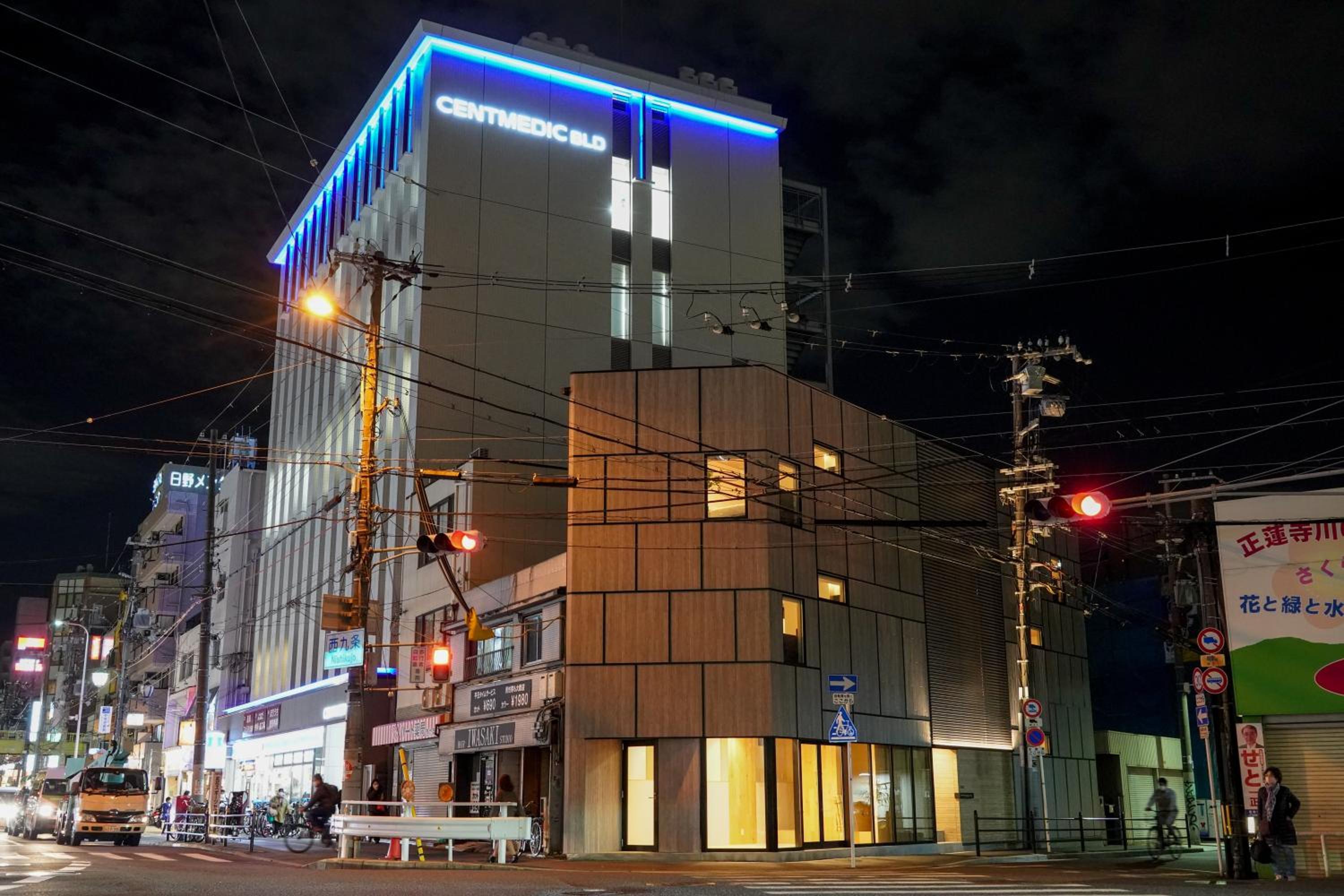 Liaison Court Nishikujo Universal Bay