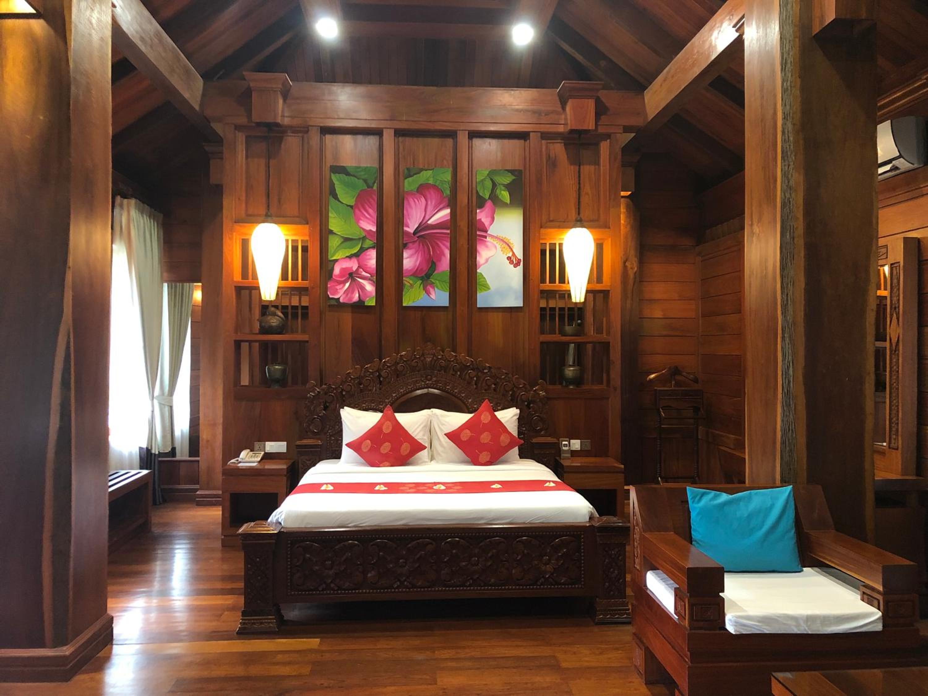 Try Palace Resort Kep