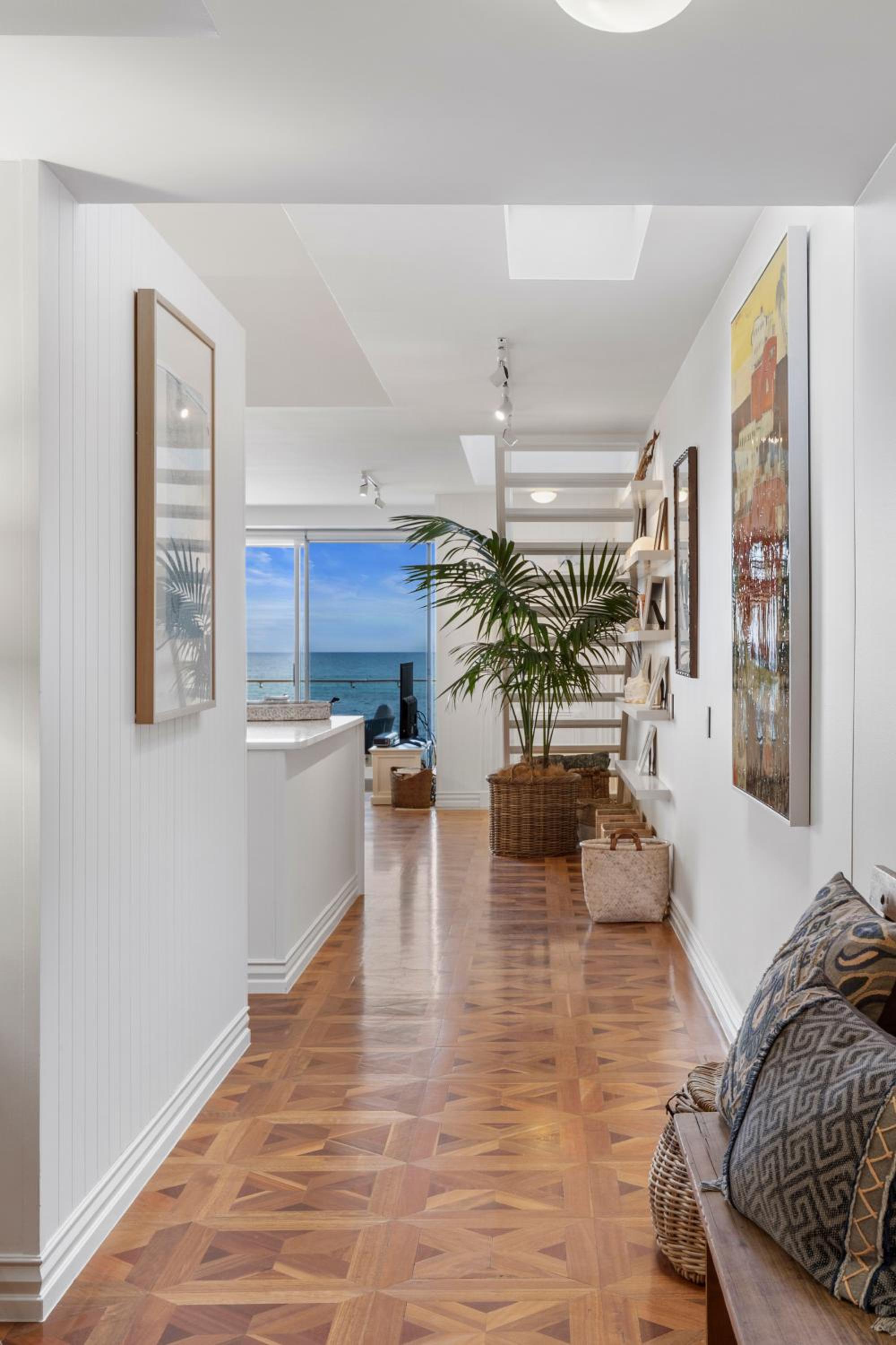 La Mer Apartments
