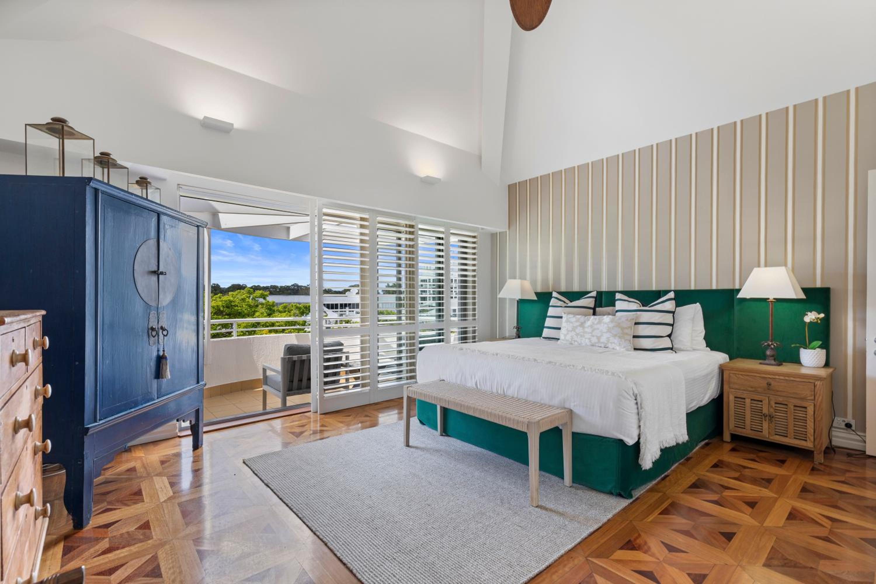La Mer Apartments