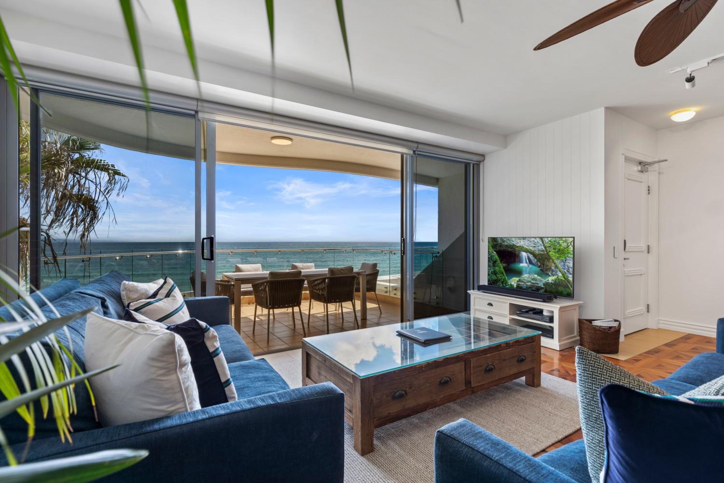 La Mer Apartments