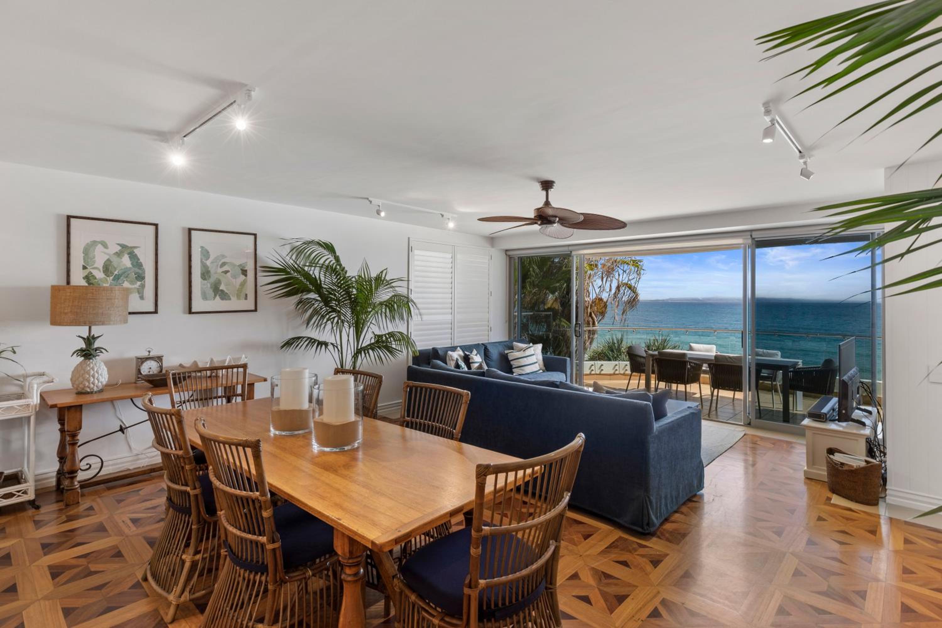 La Mer Apartments