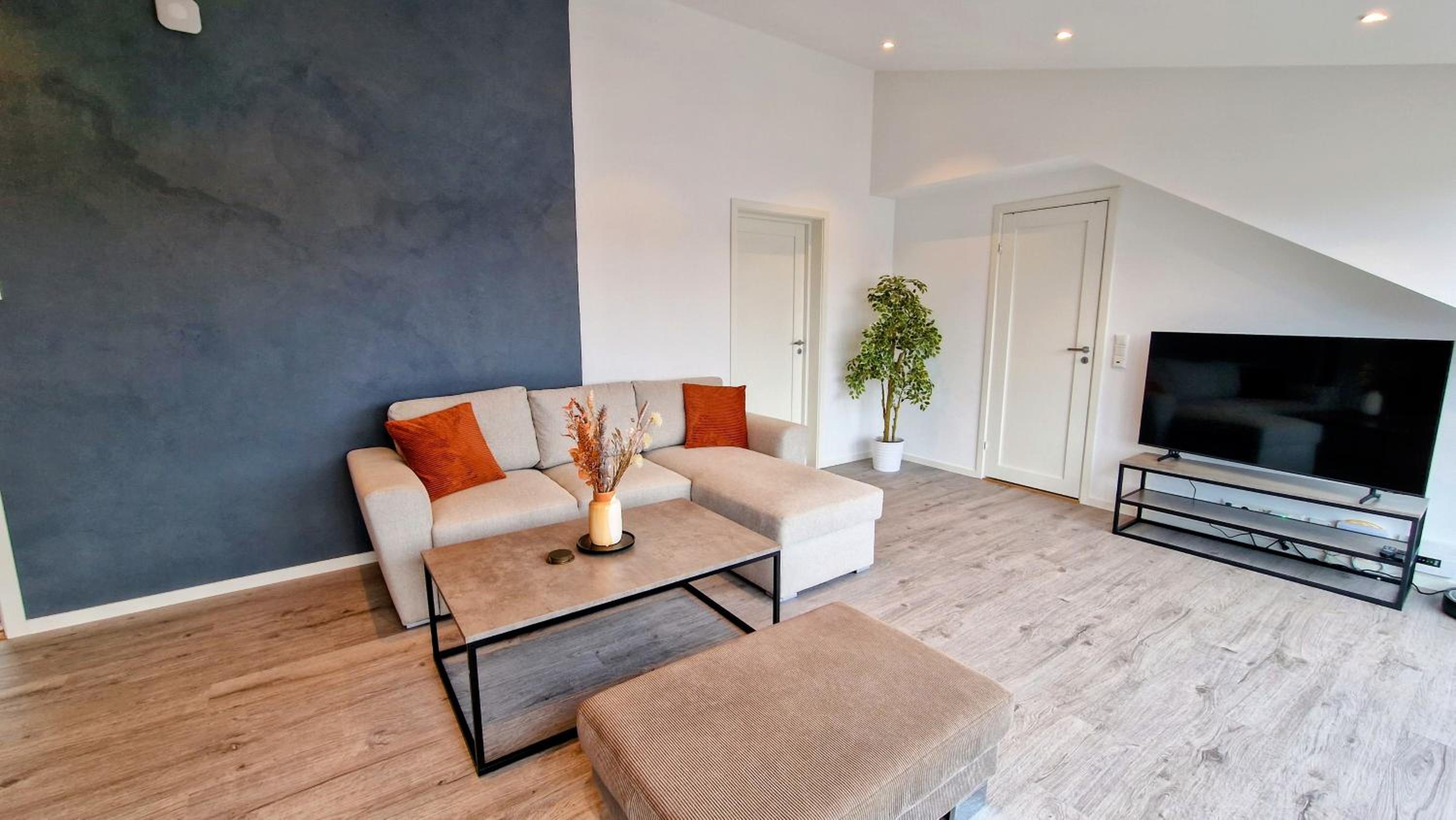 Lovely 2-bedroom loft with panoramic view. view 5