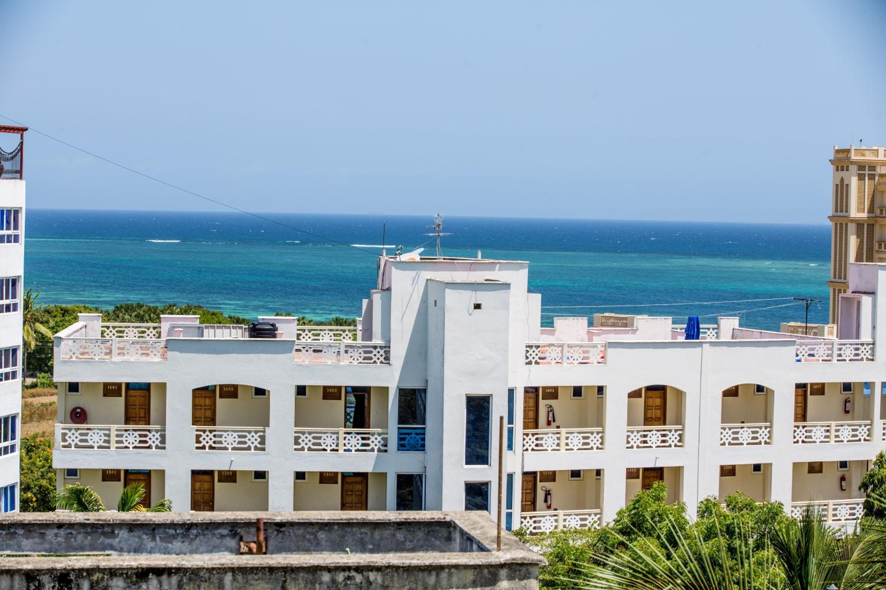 Lux Suites Royal Apartments Nyali