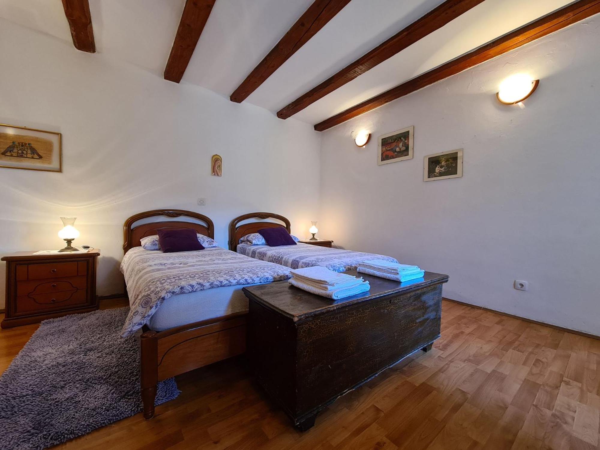 House Letizia 2147