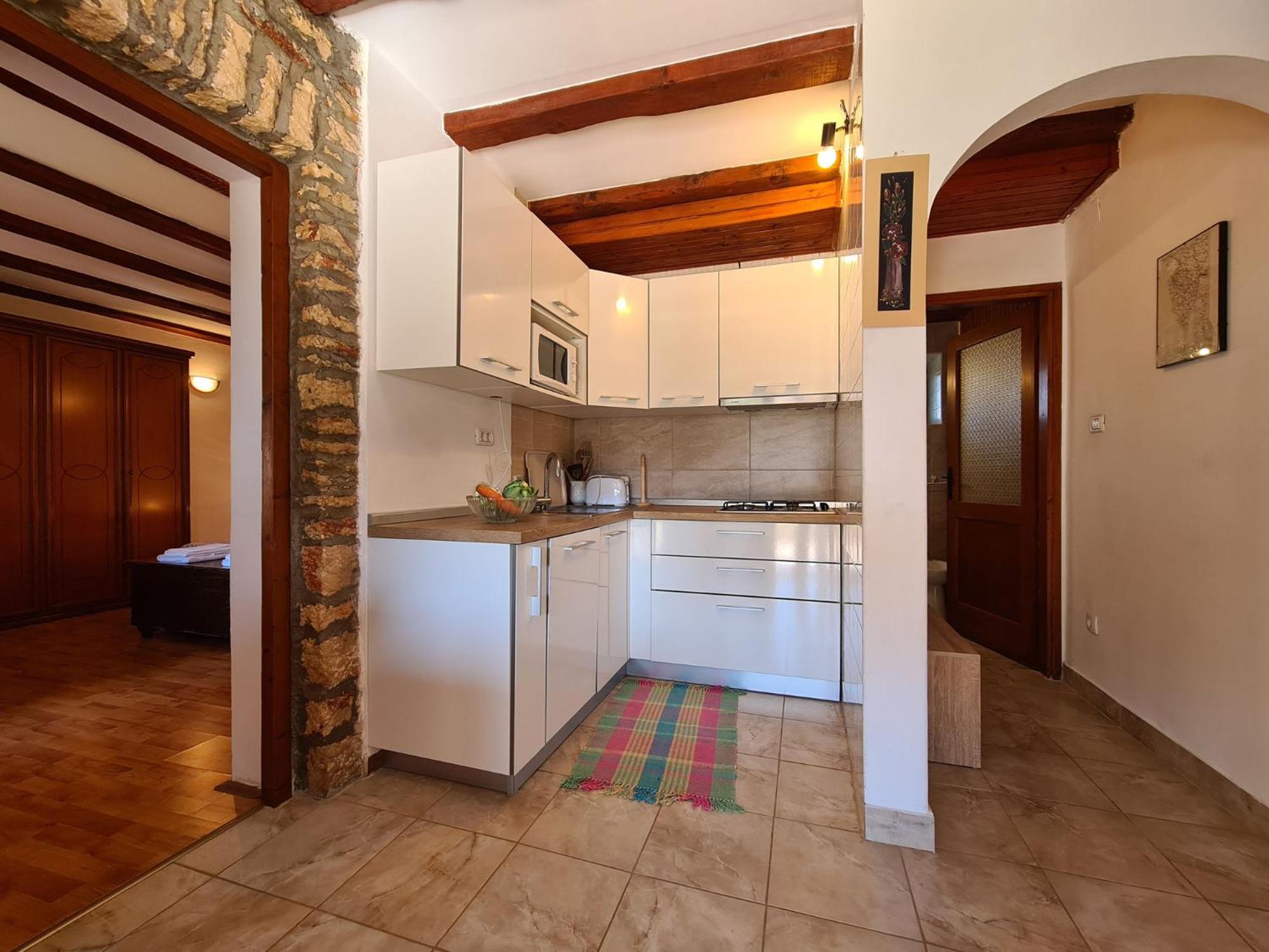 House Letizia 2147