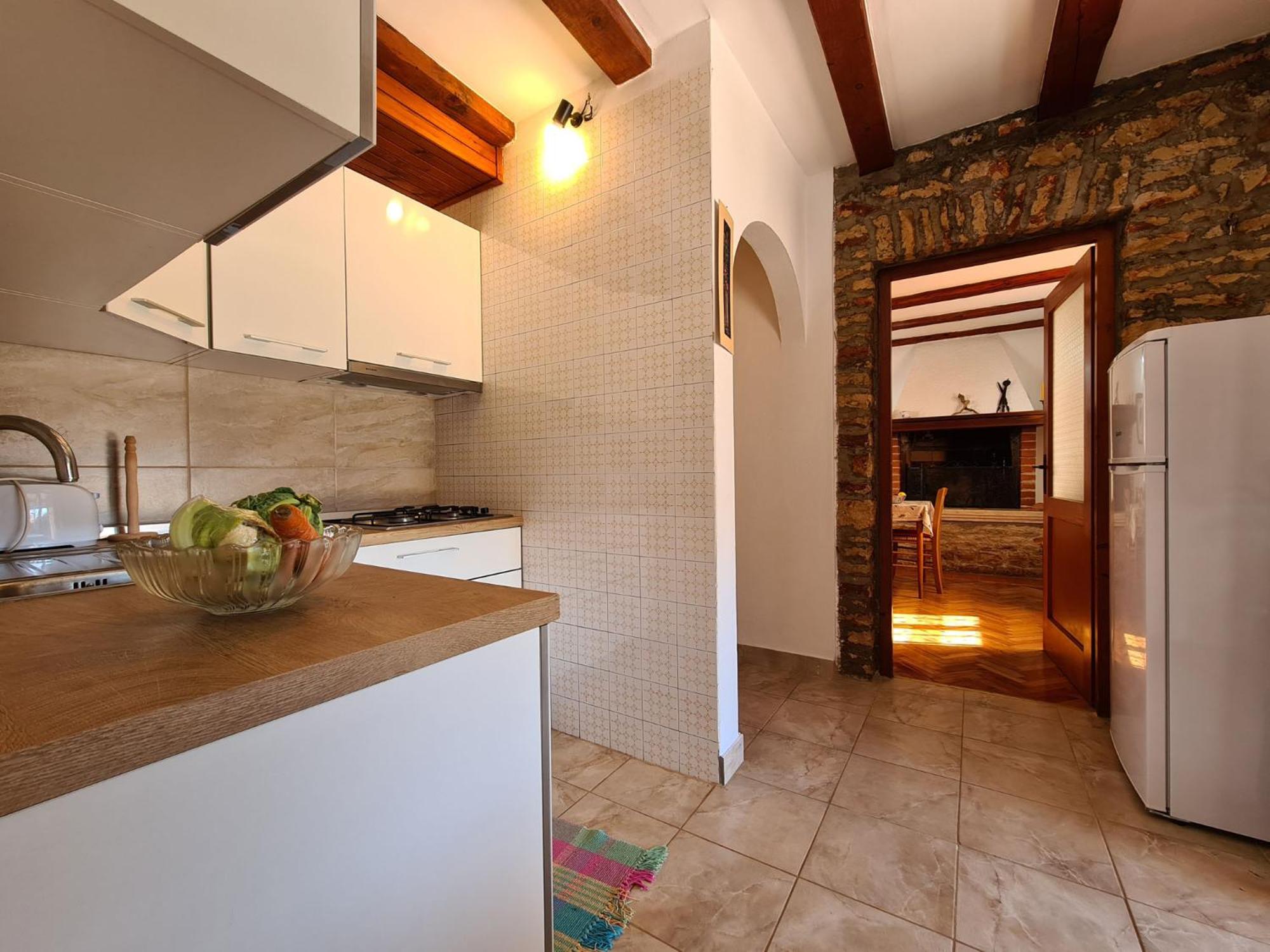 House Letizia 2147
