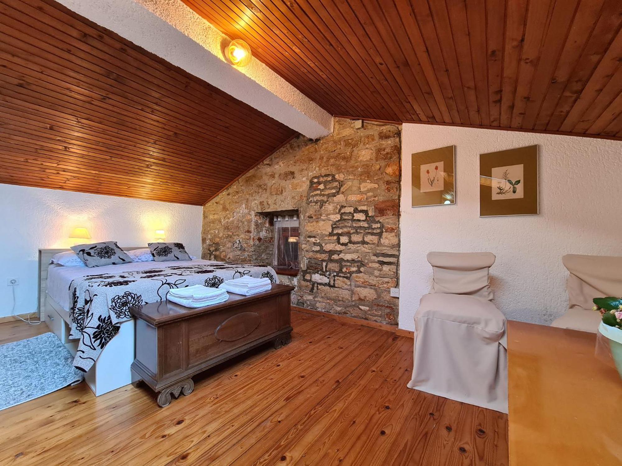 House Letizia 2147
