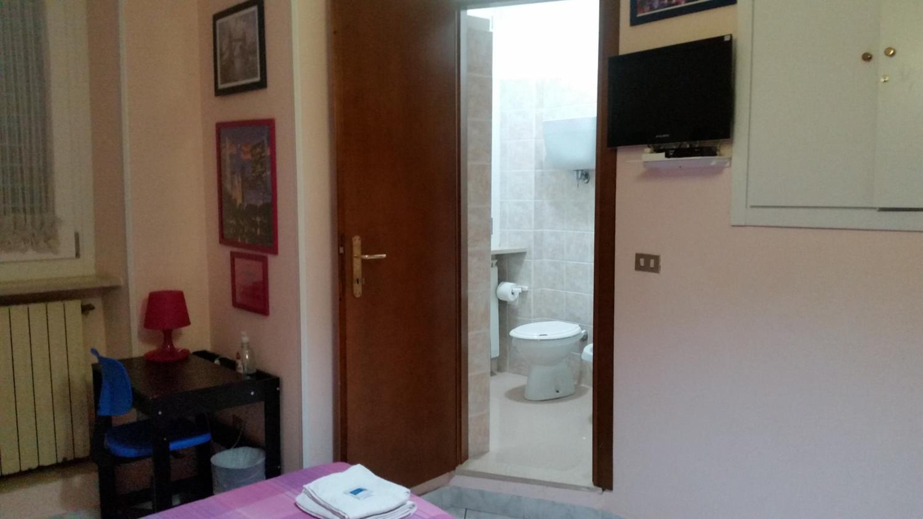 Photo 11